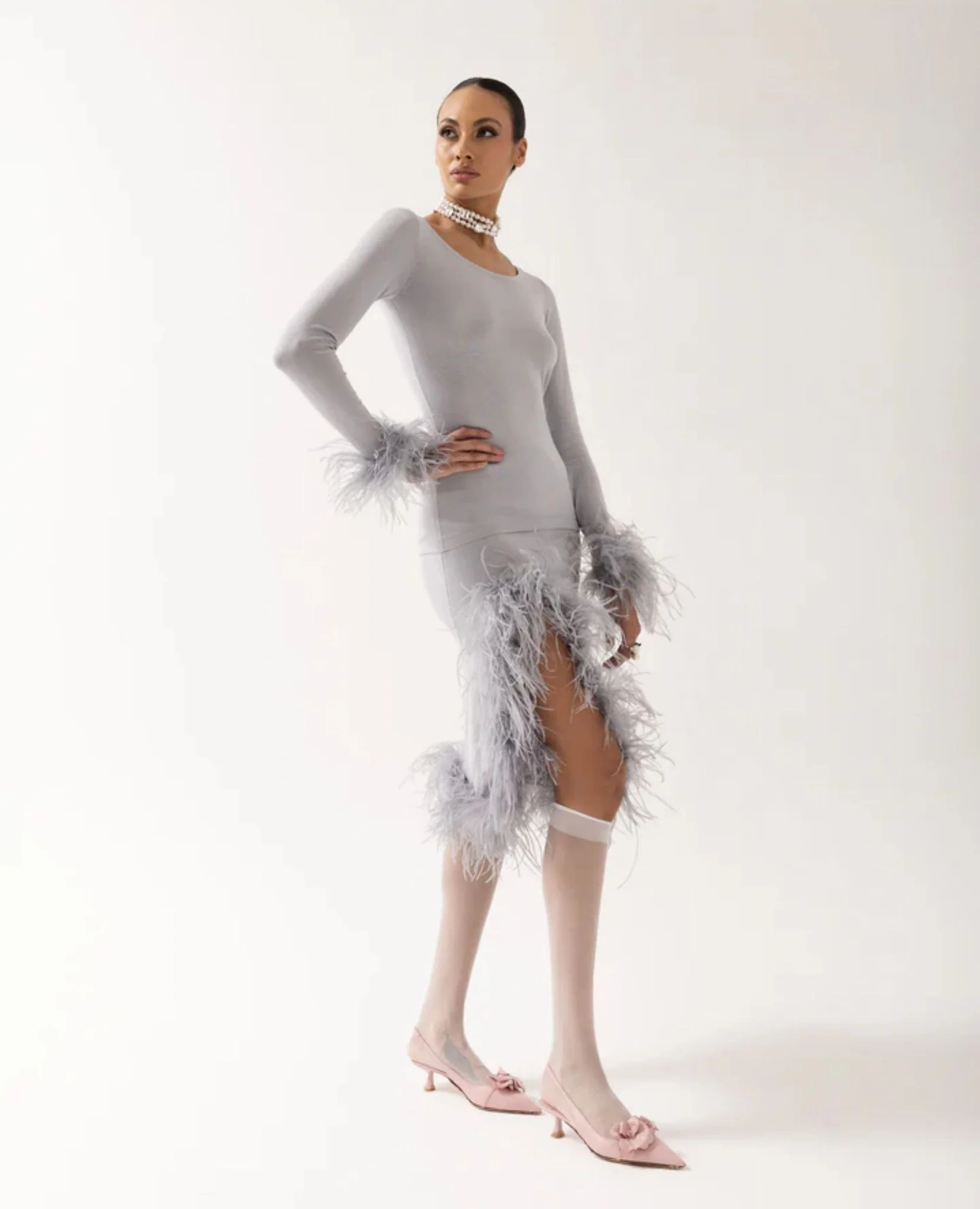Grey Knit Skirt With Feathers - Image 5