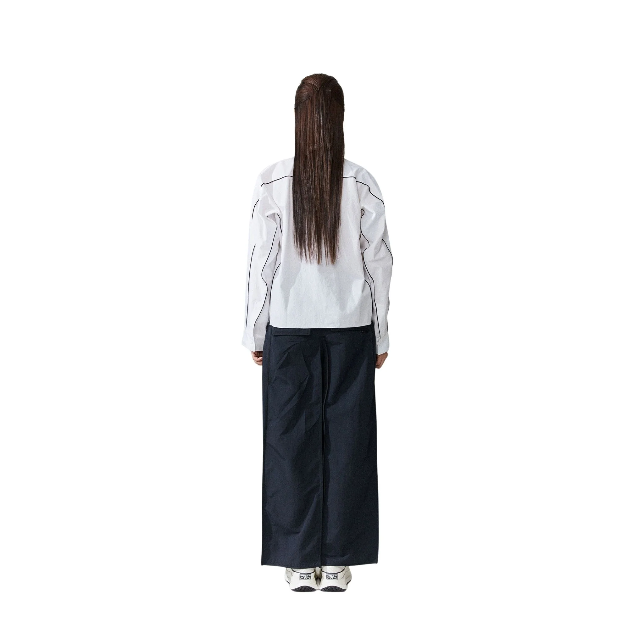 Ang Ex-Hinge Cropped Shirt - Image 6