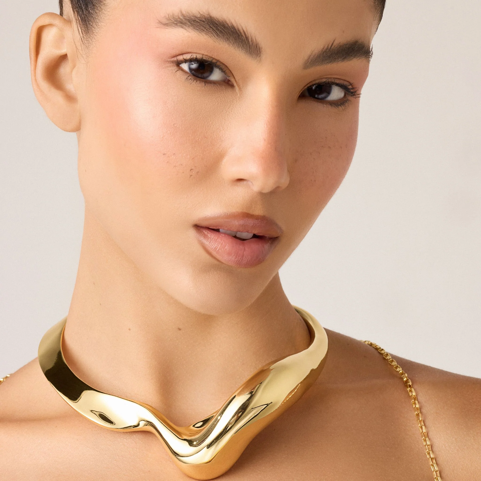 Gold Vento Choker - Duna Collection - Image 2