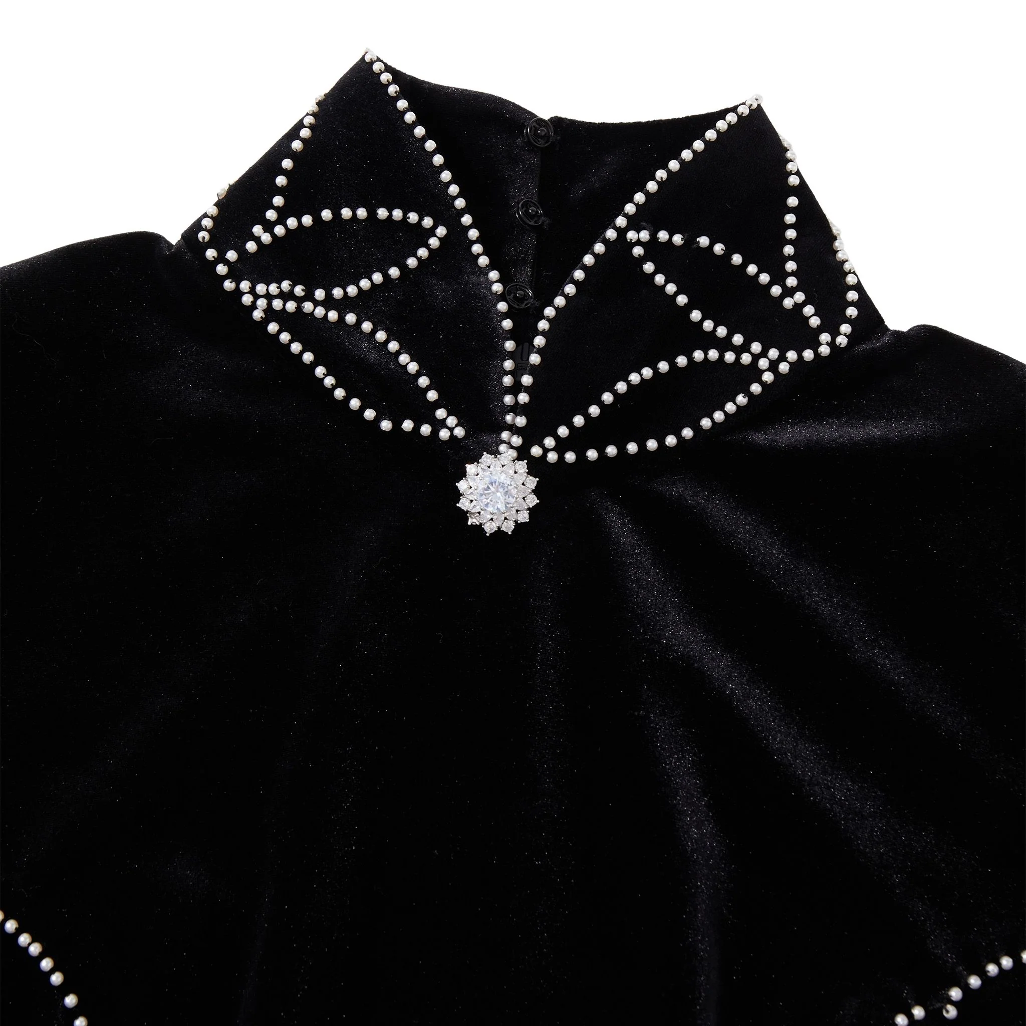 Black Pearl & Lily Qipao - Image 6