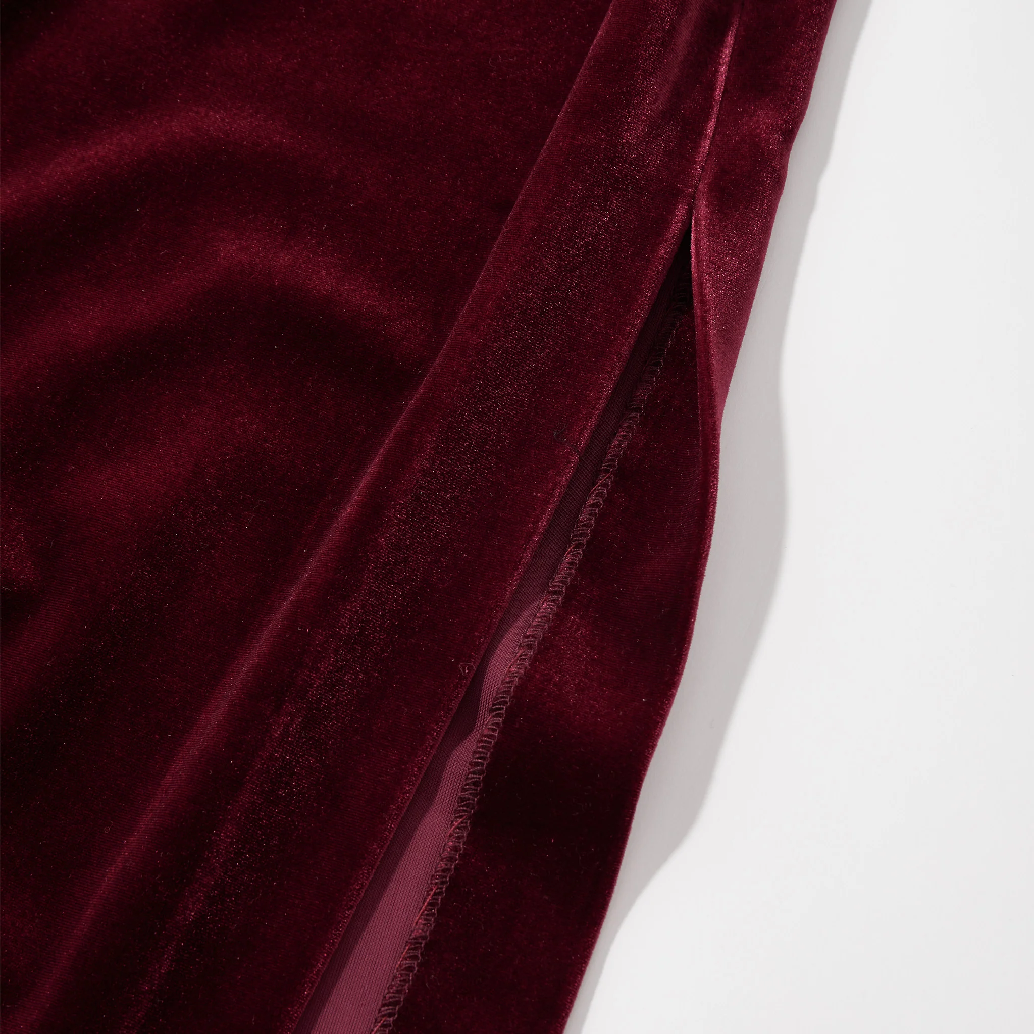 Burgundy Halter-Neck Butterfly Qipao - Image 8