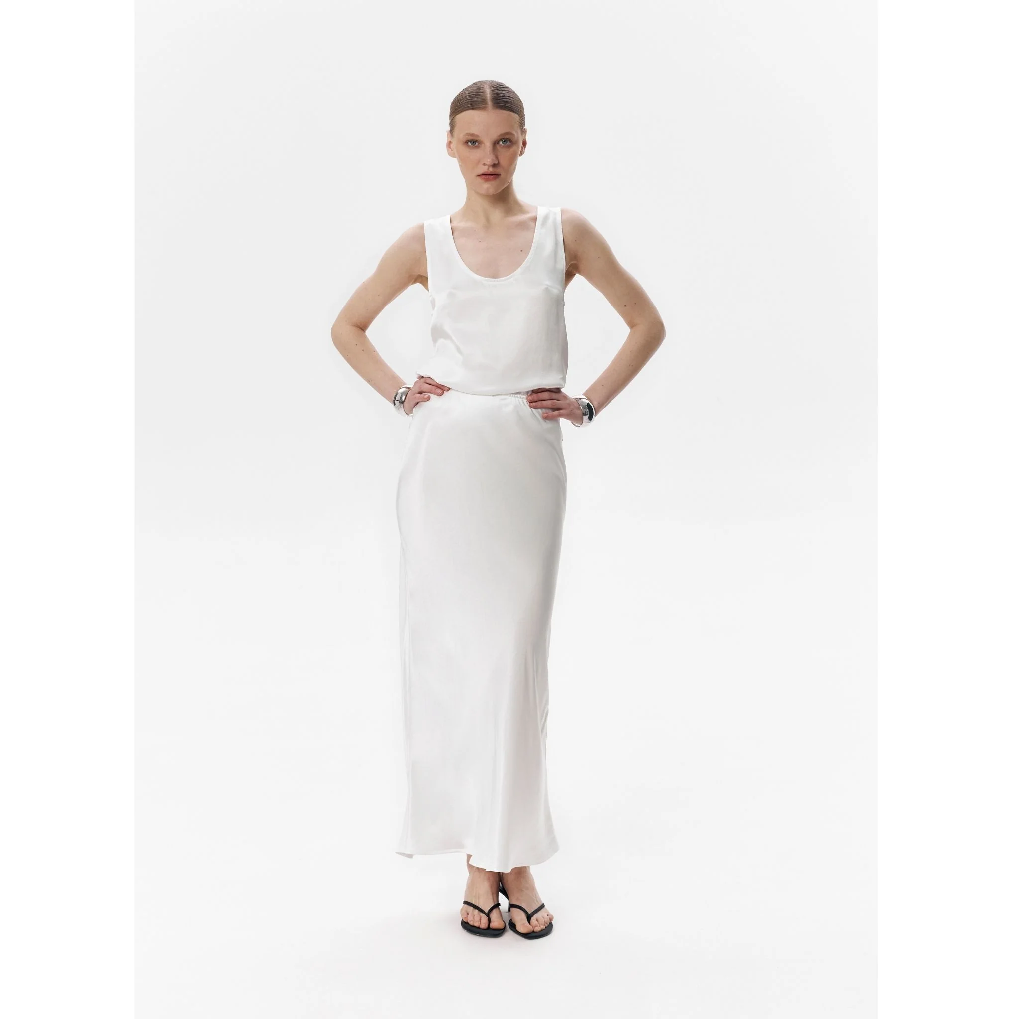 White LUNA Skirt - Image 2