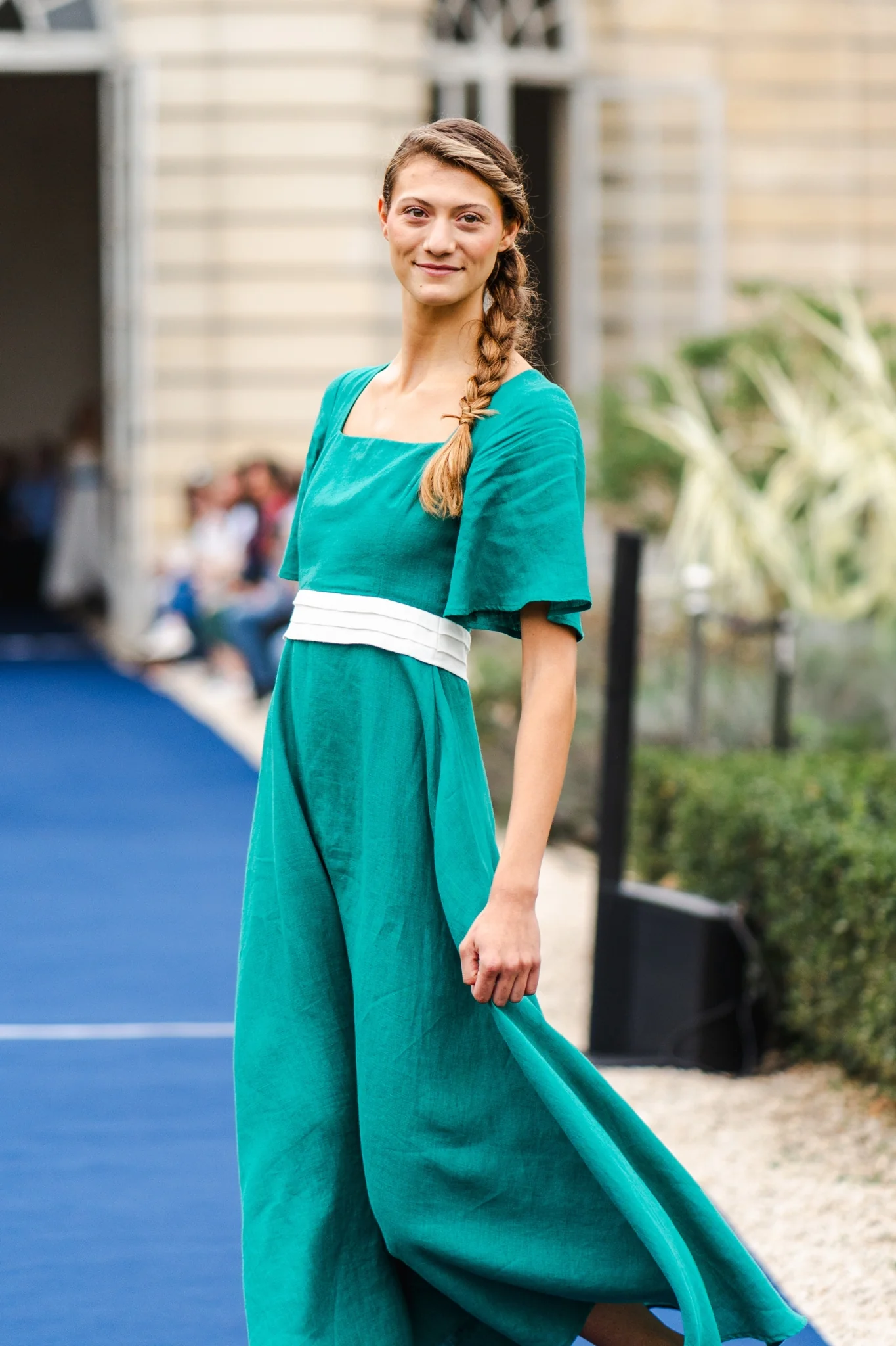 Emerald Earth Linen Maxi Dress - Image 4