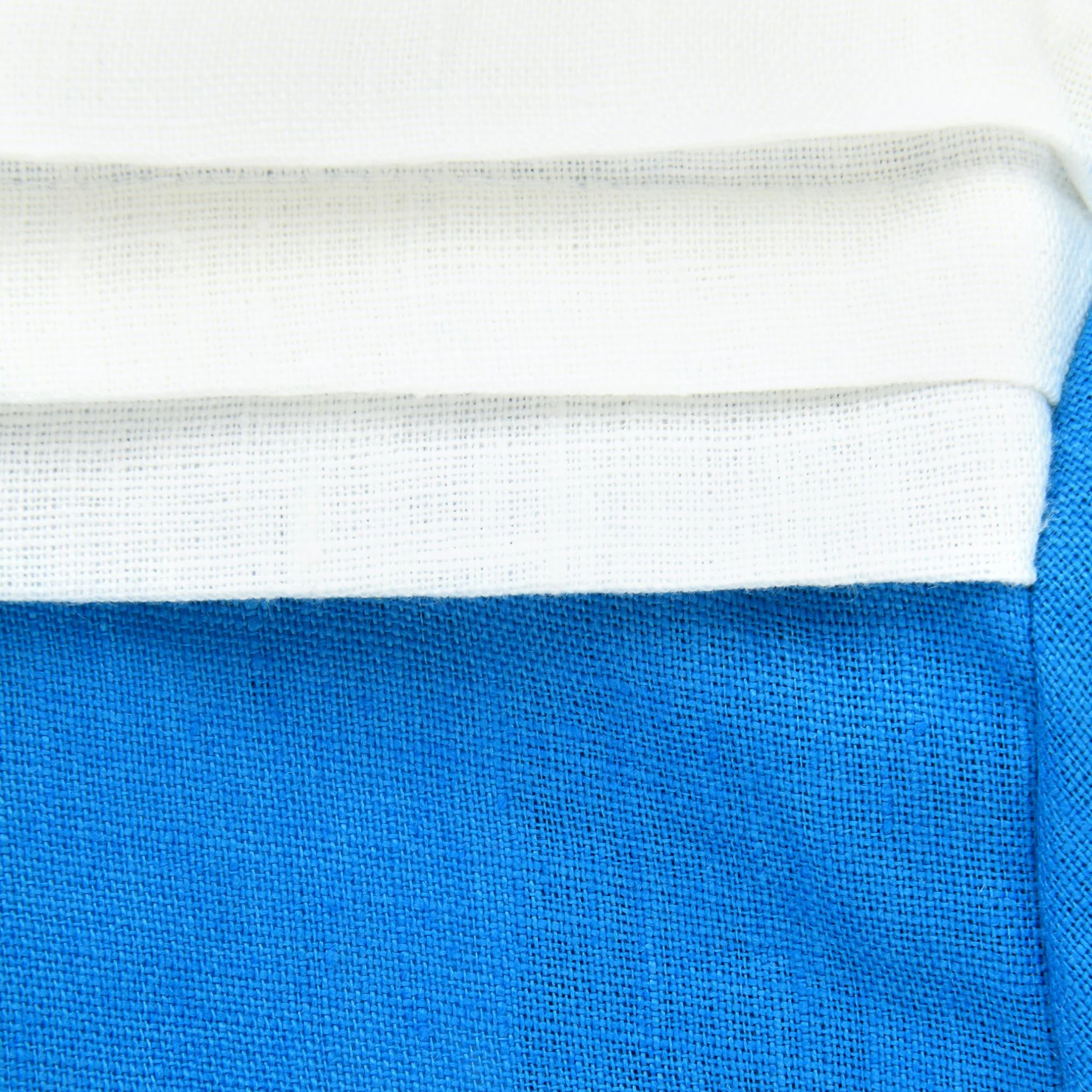 Turquoise Linen Boat Neck Top with White Trim - Image 2