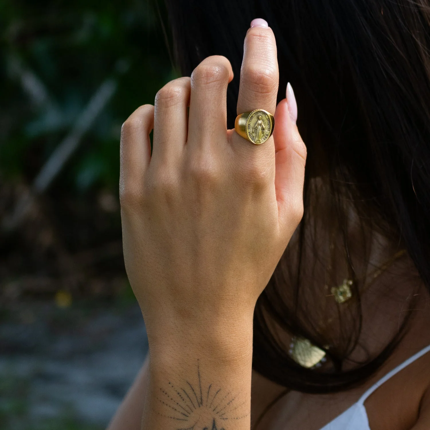 Divine Protection Virgin Mary Gold Vermeil Ring - Image 2