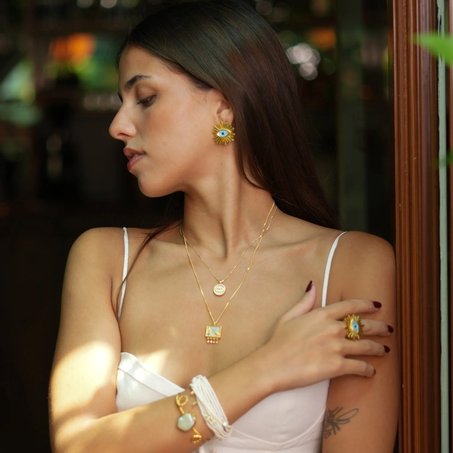 Pearl and Gold Round Evil Eye Pendant Talisman Necklace - Image 5