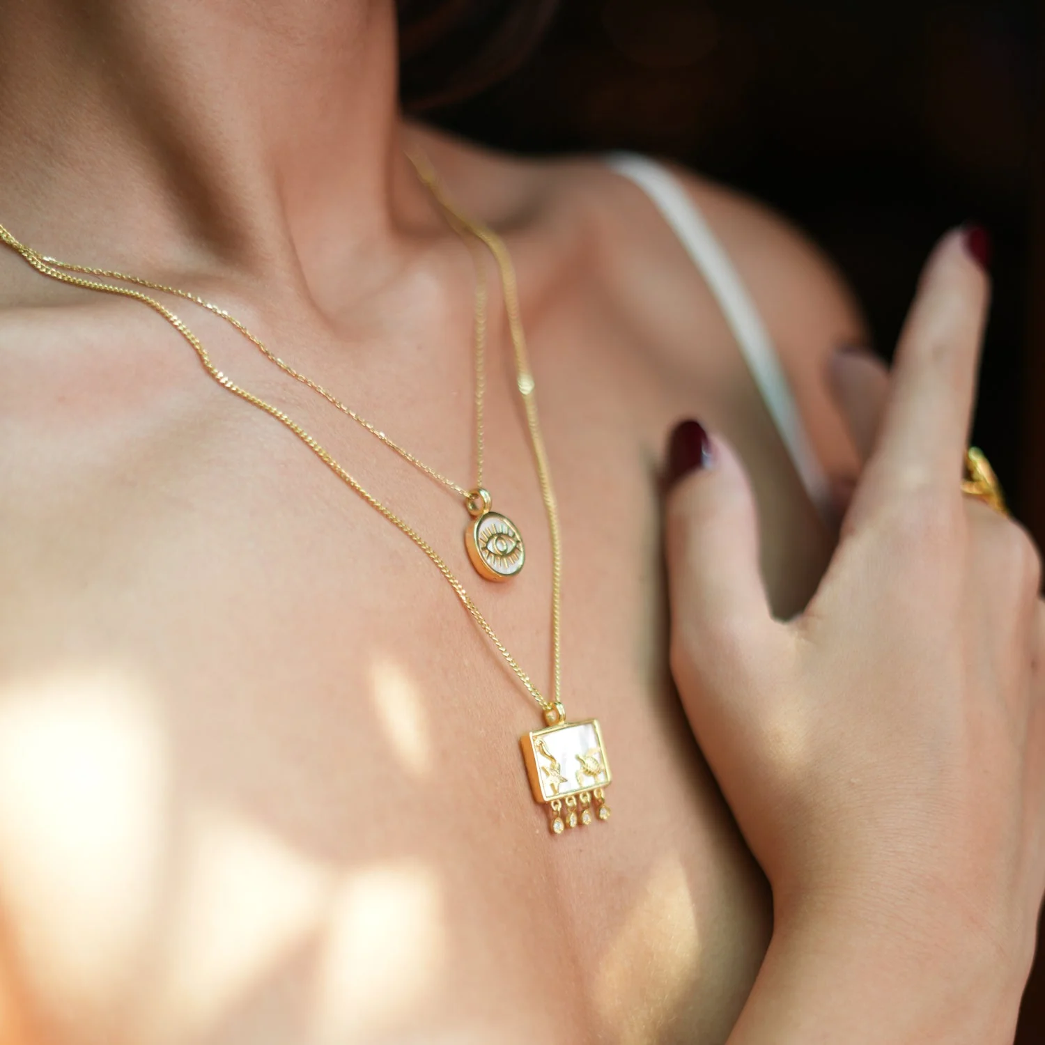 Pearl and Gold Round Evil Eye Pendant Talisman Necklace - Image 6