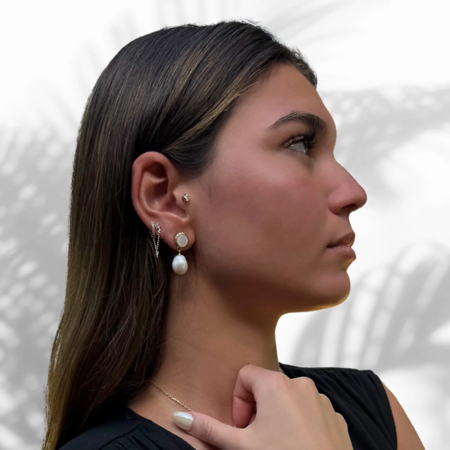 Pearl & Gold Earrings - Image 9