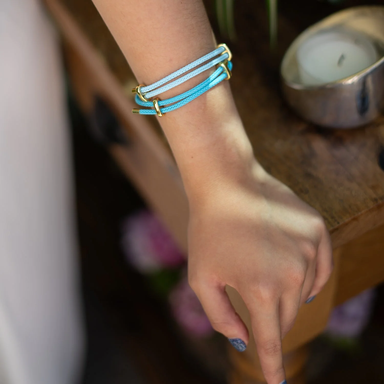Turquoise Glow Adjustable Gold Rope Bracelet - Image 2