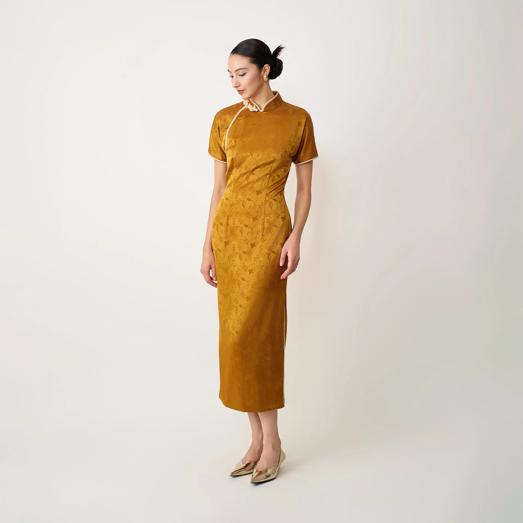 Caramel Loose Sleeve Qipao - Image 2