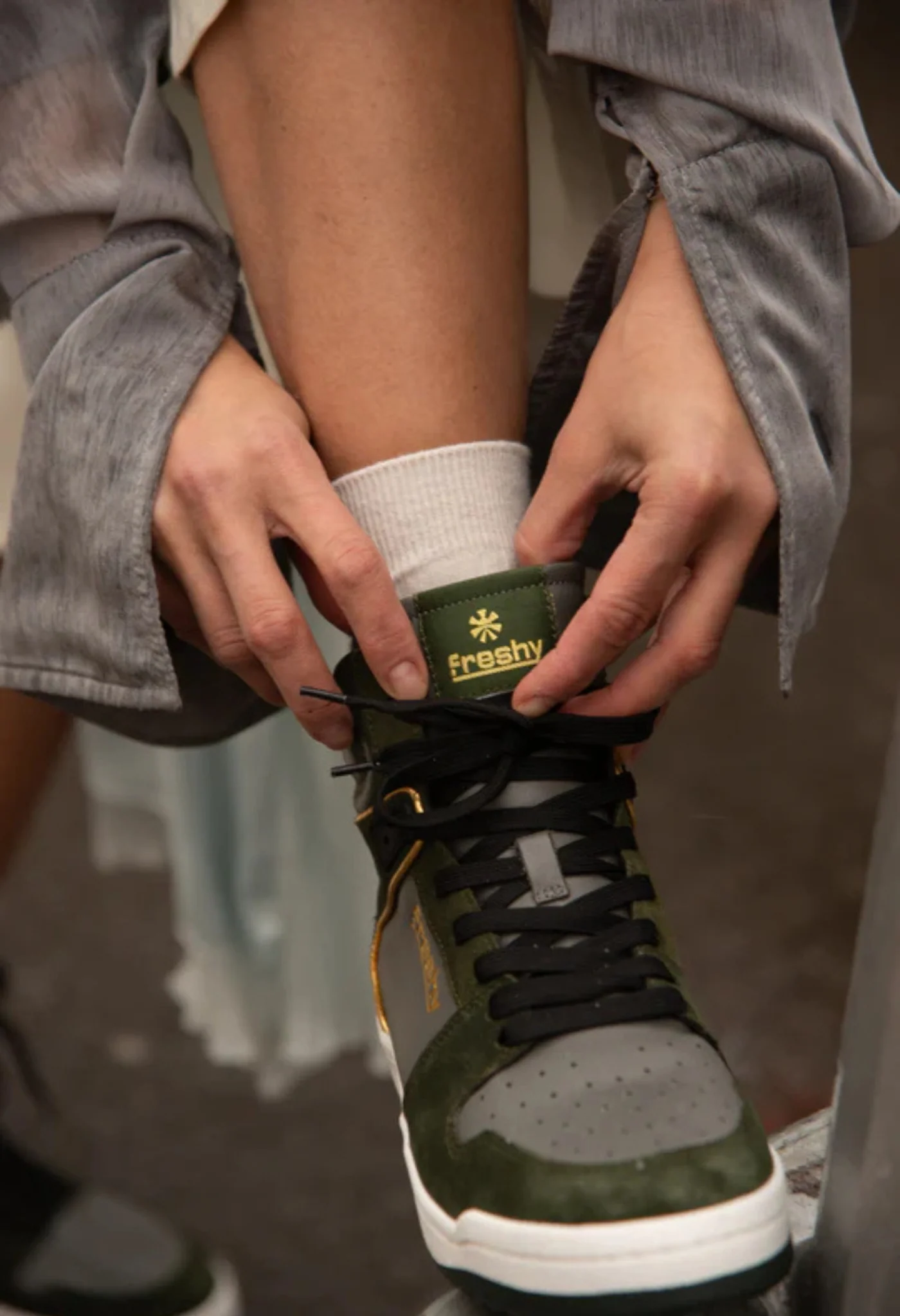 Bounce High-Top Sneakers | Olive Green - Image 9