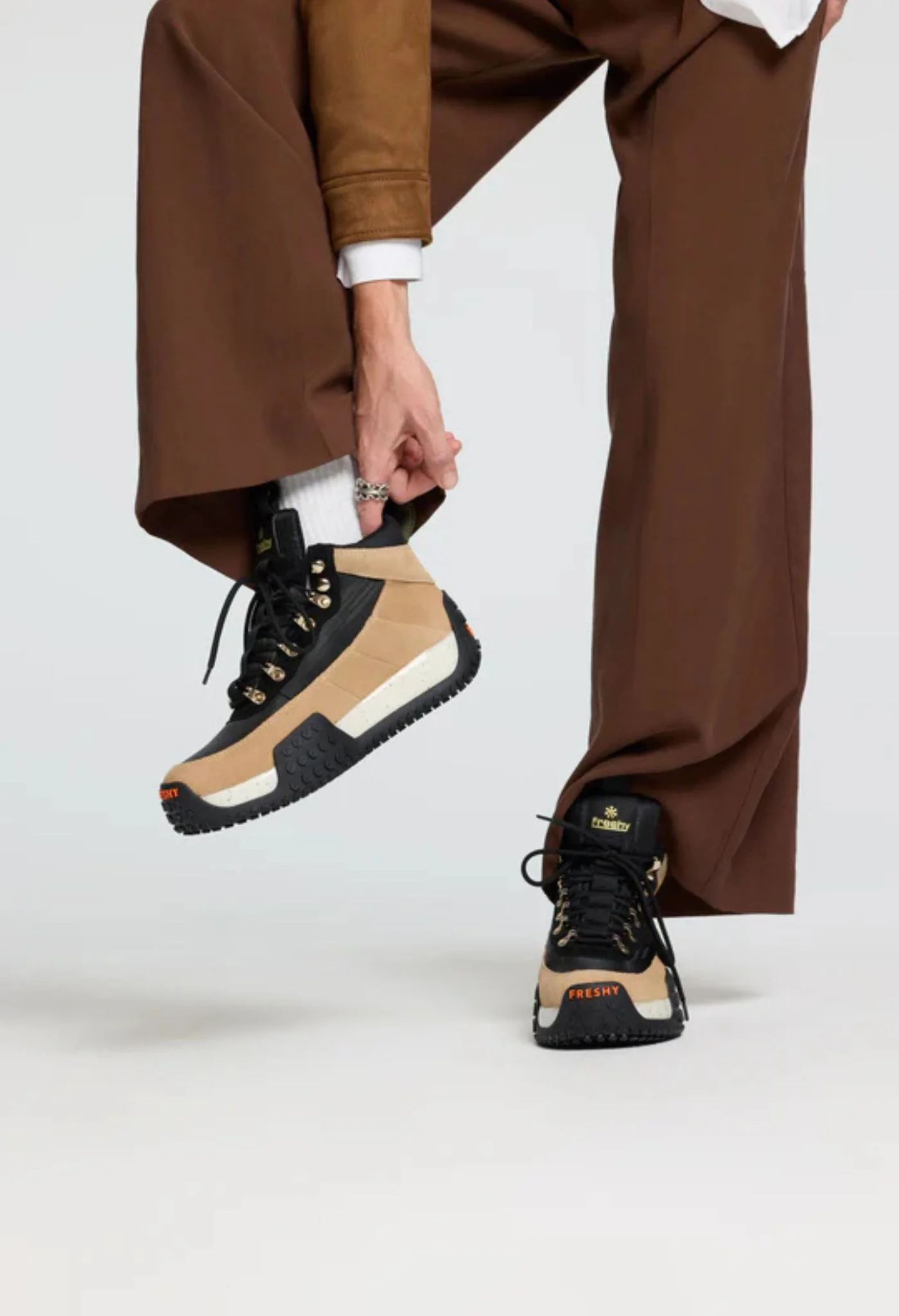 Navigator High-Top Sneakers | Tan - Image 9