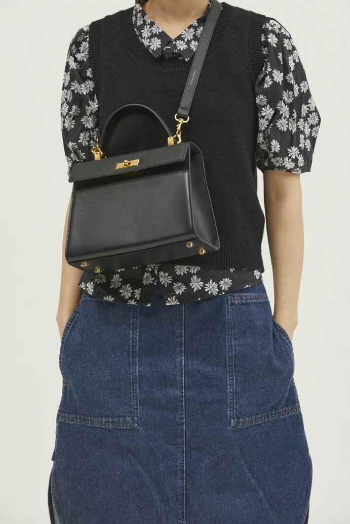 Jade Black Small - Image 11