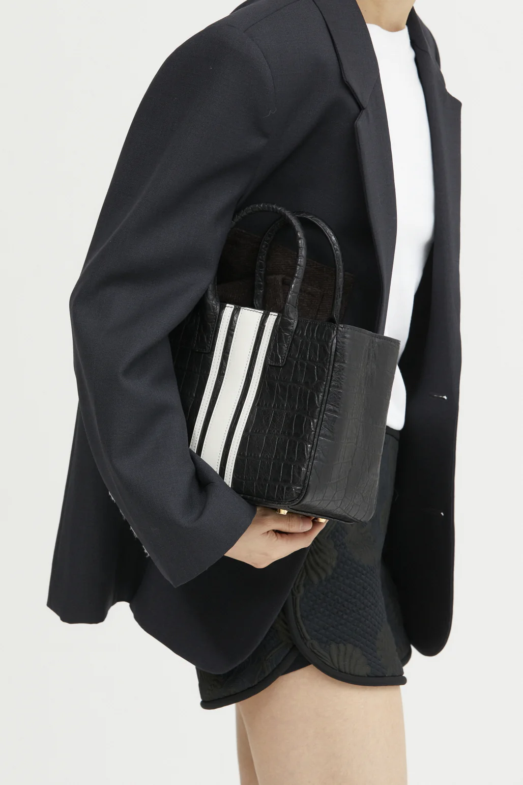 Loui Marquage Black Small - Image 6