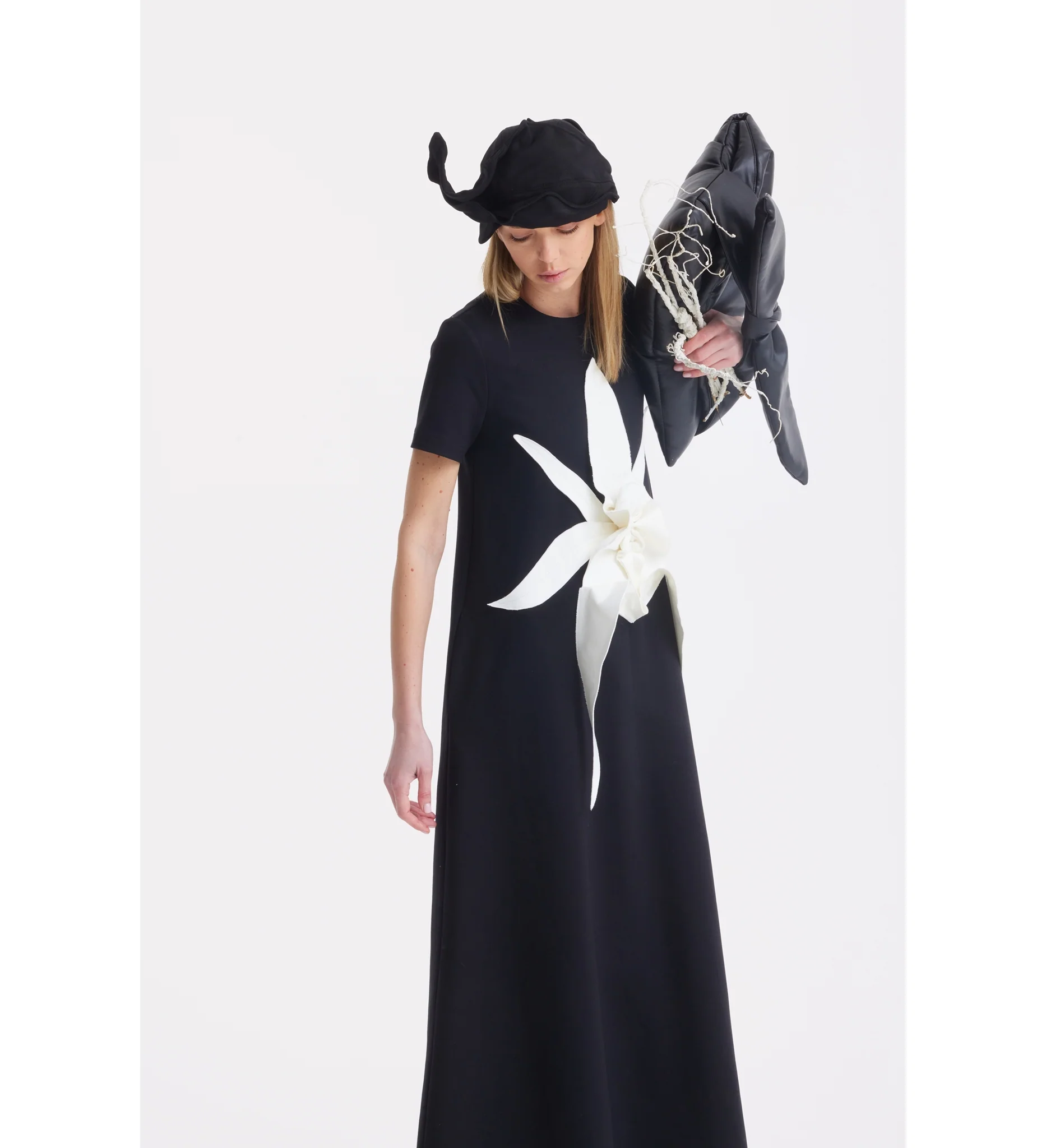 Ankle-Length Knit Dress With Flower Detail - Black - Image 5