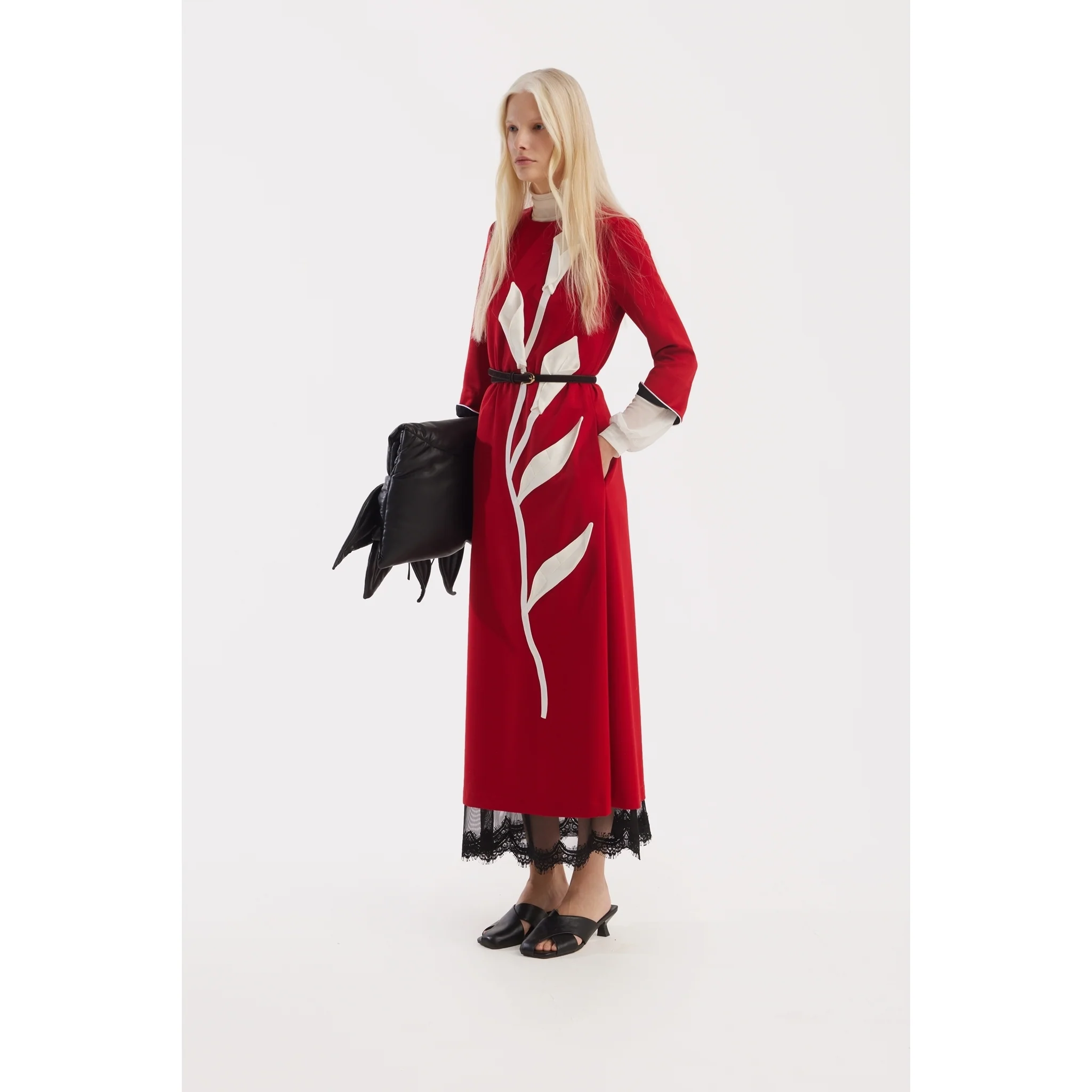 Art-Inspired Semi-Fitted Three-Quarter Sleeves Dress - Red - Image 5