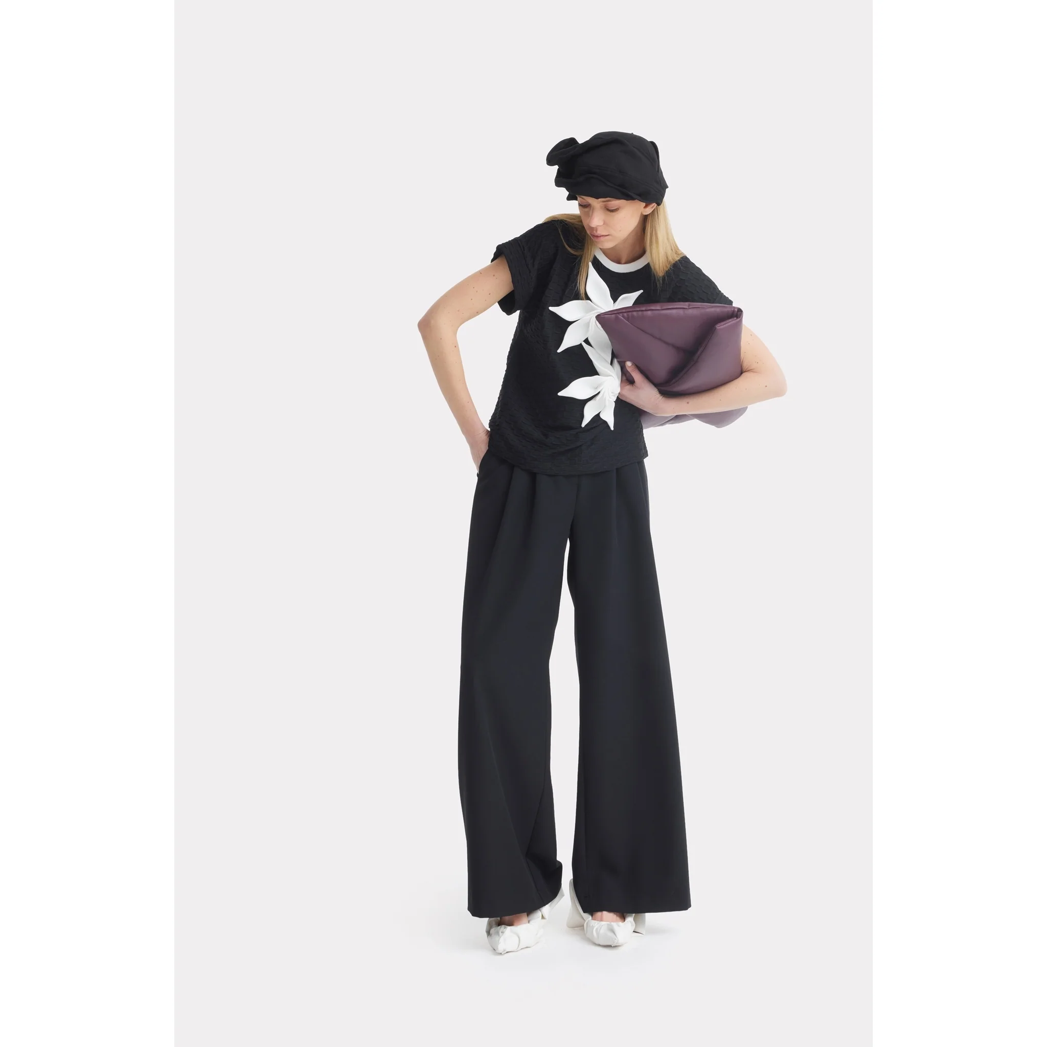 Black Short Sleeve Top With Floral Detail - Image 5