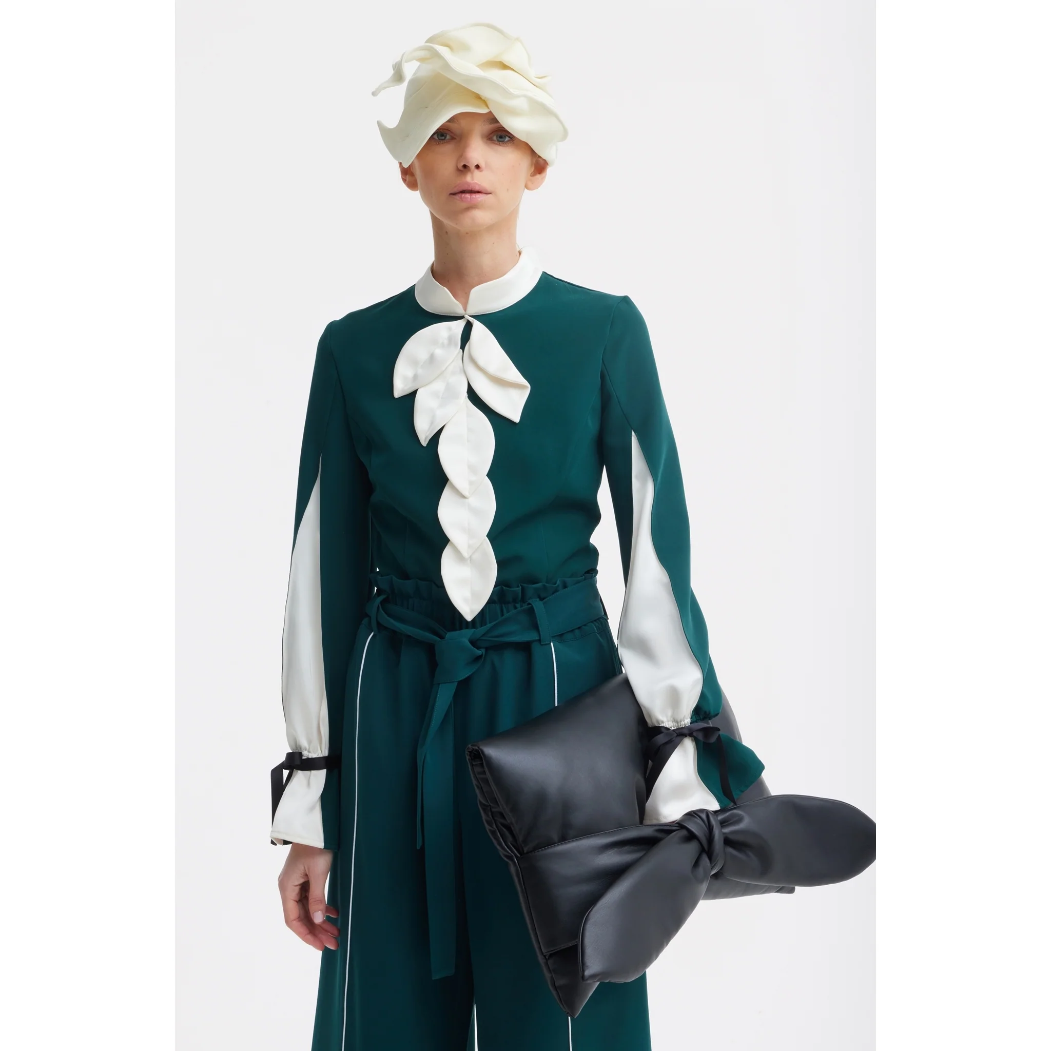 Elegant Fitted Blouse - Emerald - Image 3