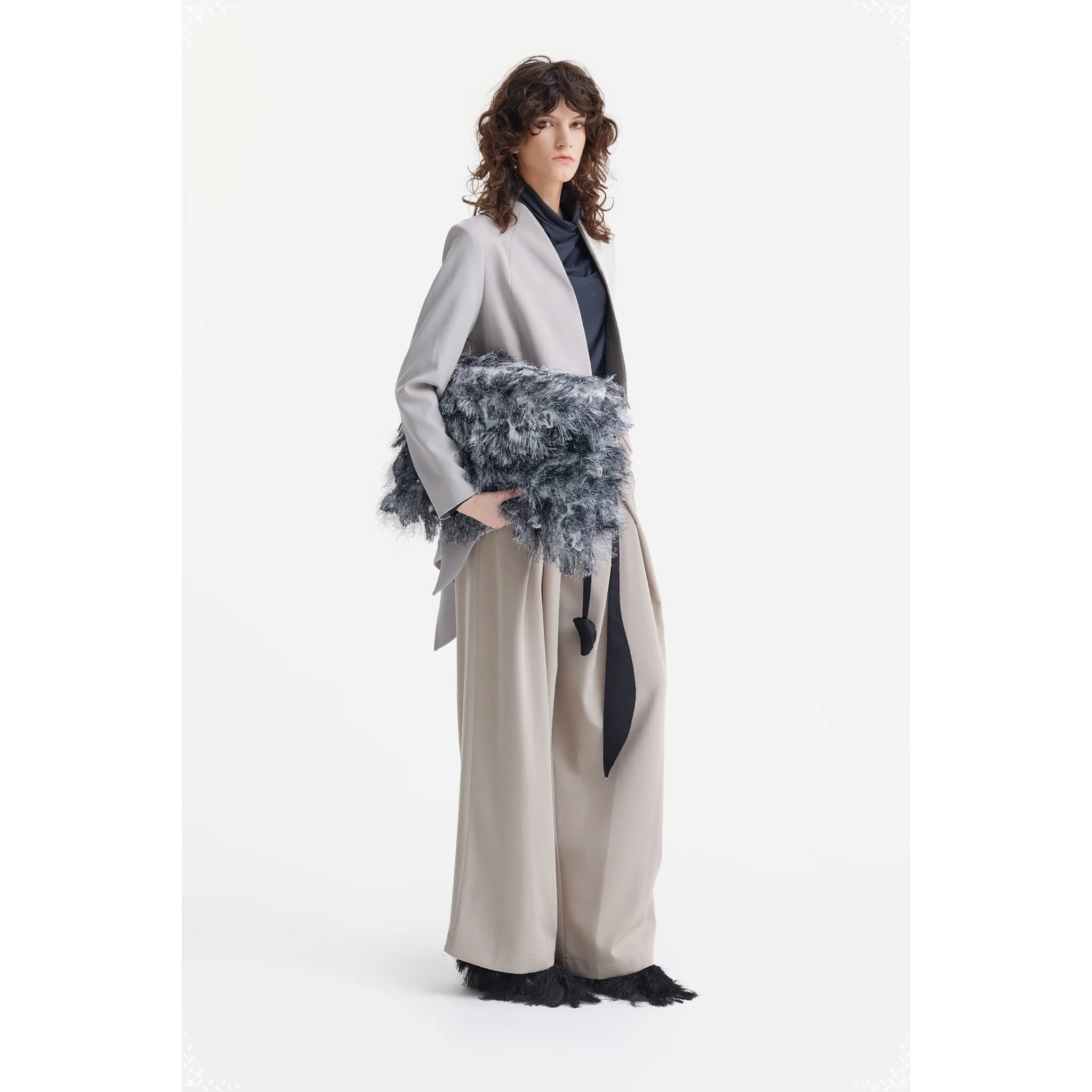Fashion Forward Wide-Leg Pants & Contrast Belt - Beige - Image 5