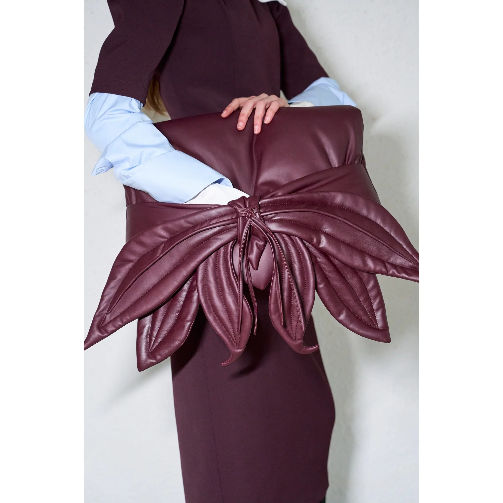 Petal Faux Leather Evening Clutch Bag - Burgundy - Image 4