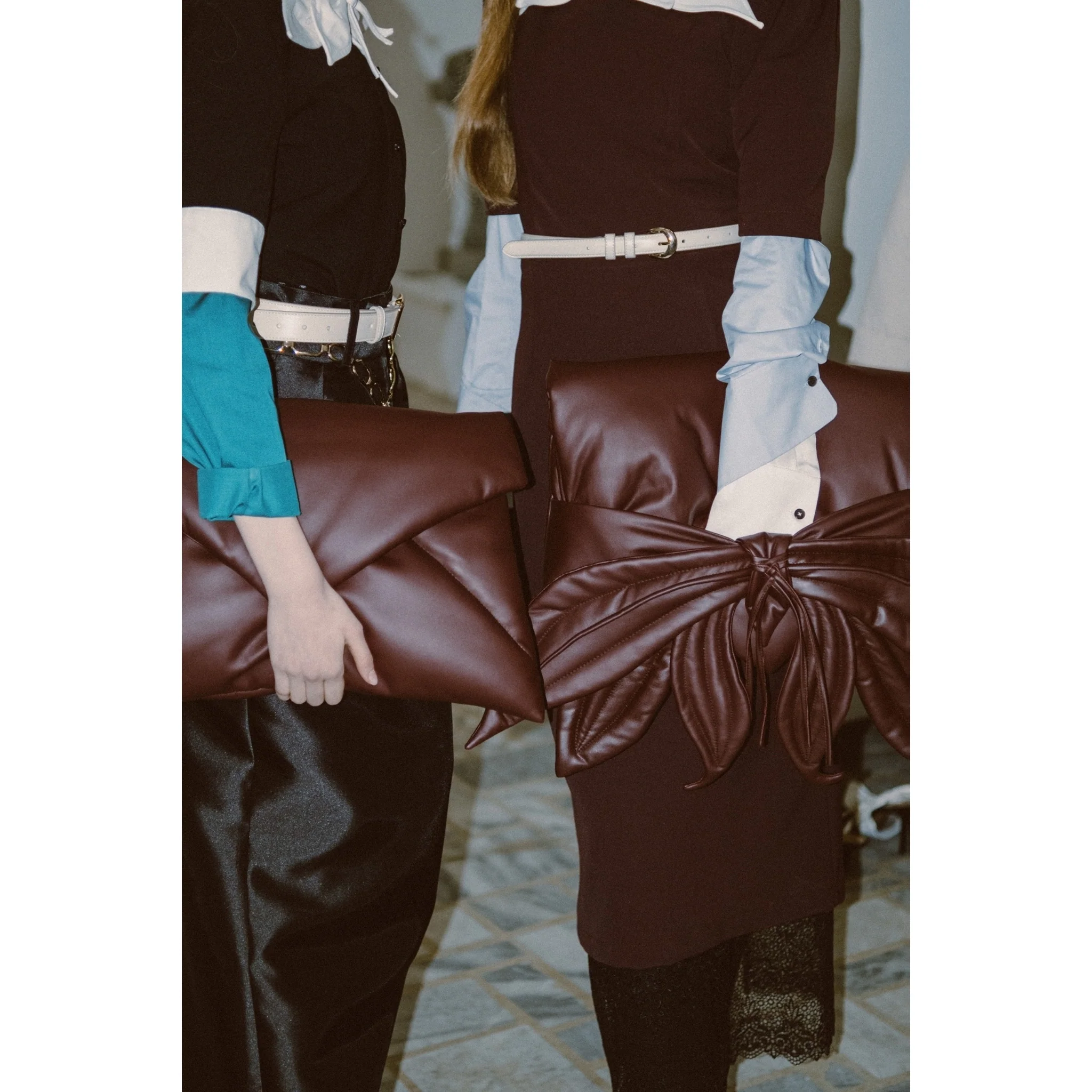 Petal Faux Leather Evening Clutch Bag - Burgundy - Image 8