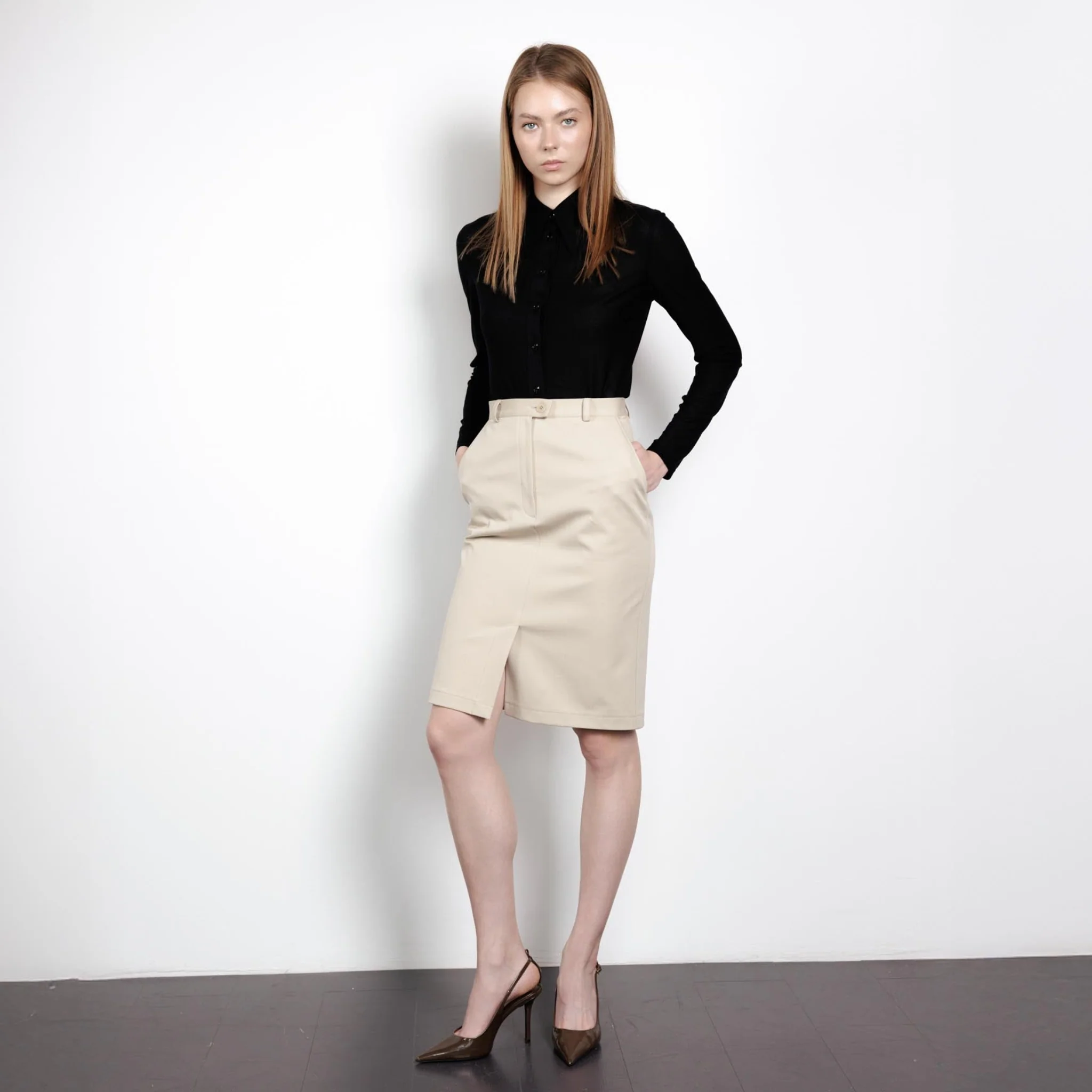 Fitted Knitted Button-Up Black Blouse - Image 7
