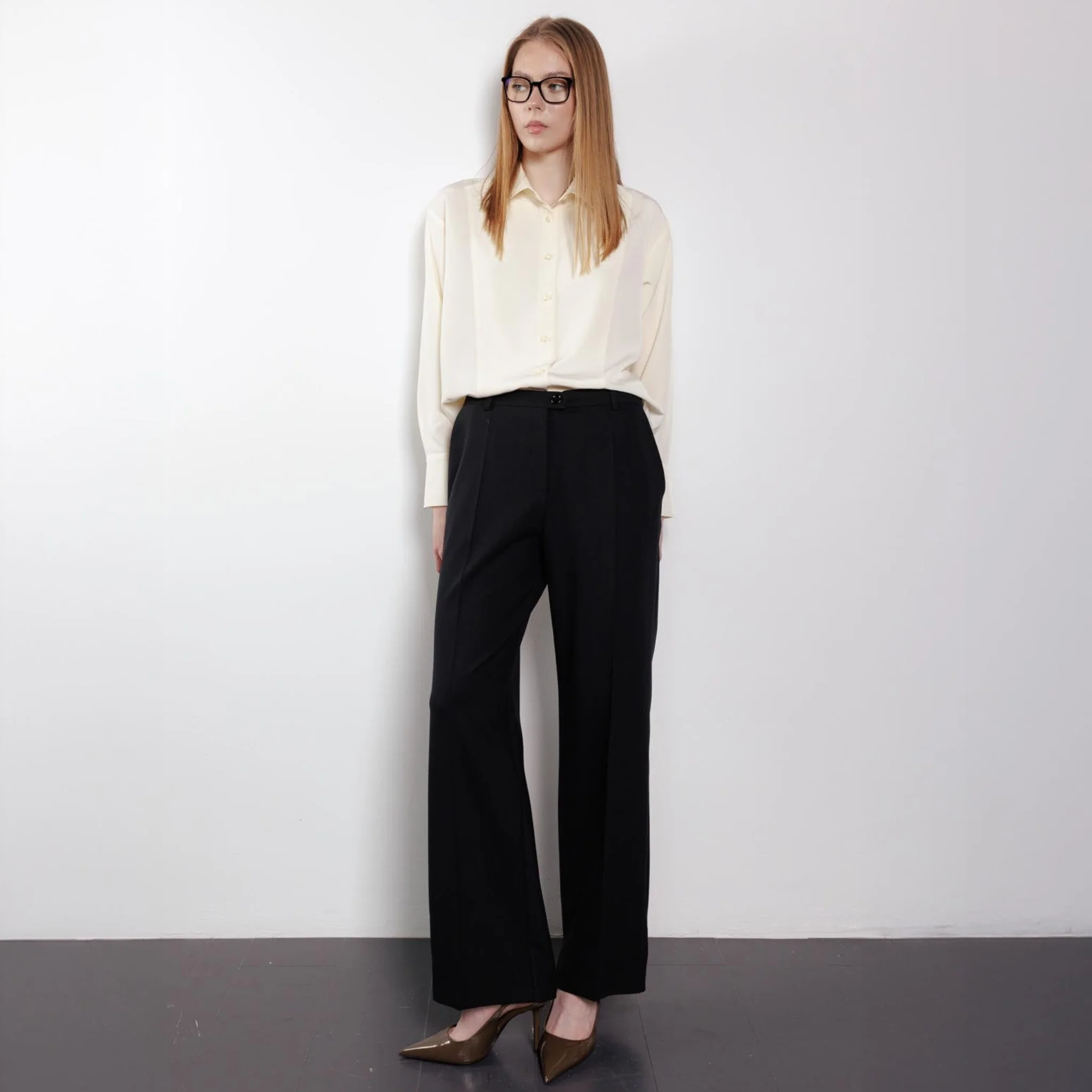 Relaxed Button-Up Cream Blouse - Image 5