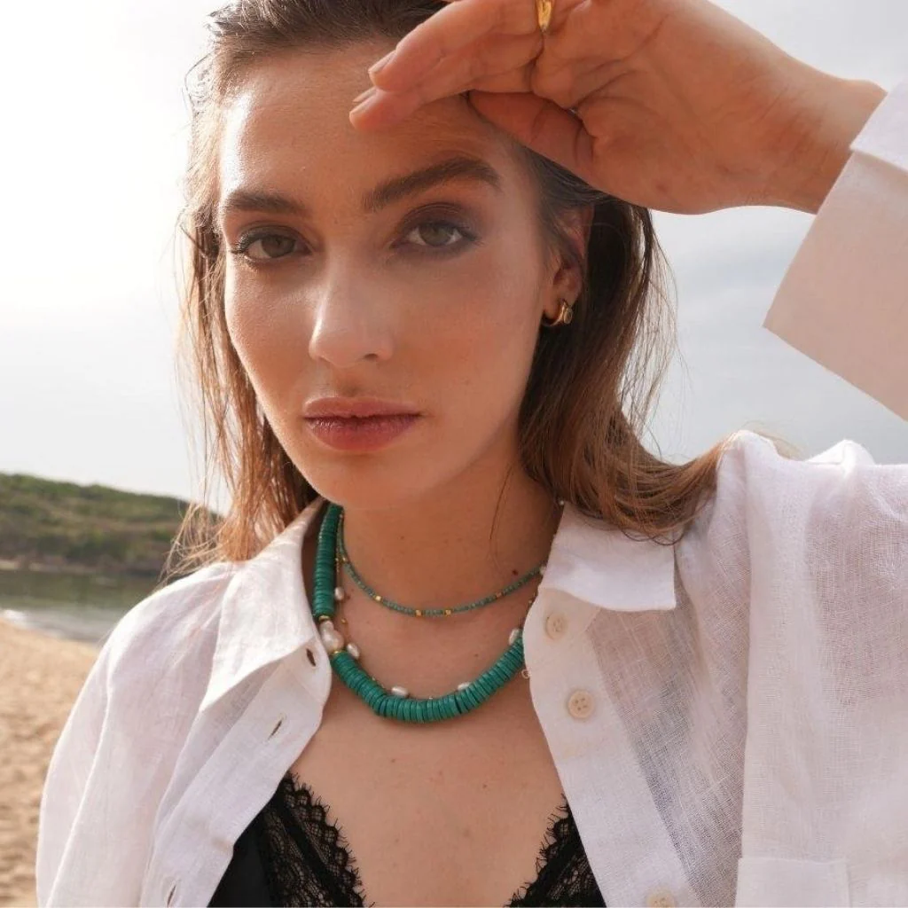 Alya Chunky Turquoise Necklace with Large Pearl - Image 3