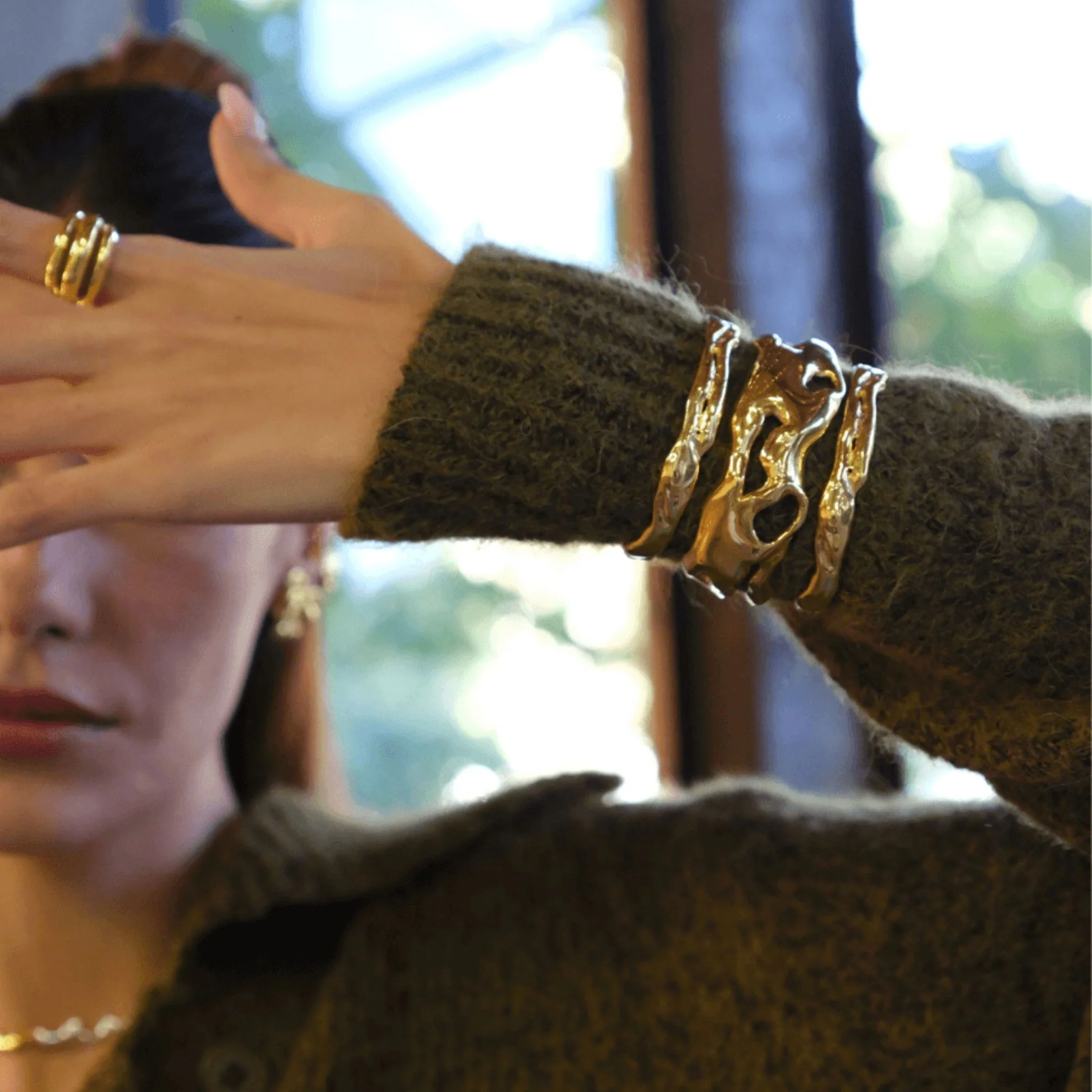 Amorf Thin Cuff Bracelet Silver | Gold - Image 2