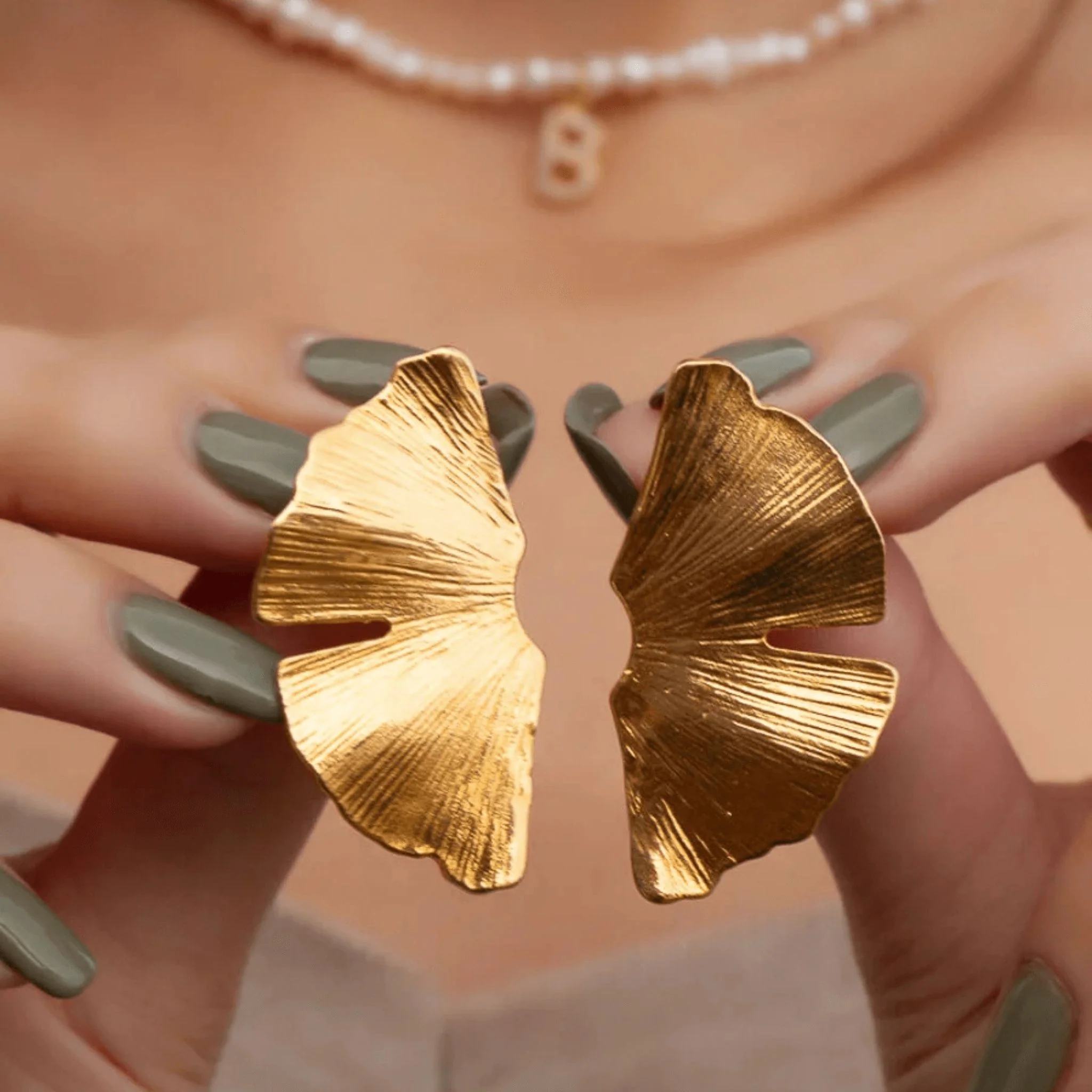 Big Leaf Stud Earrings | Gold - Image 4