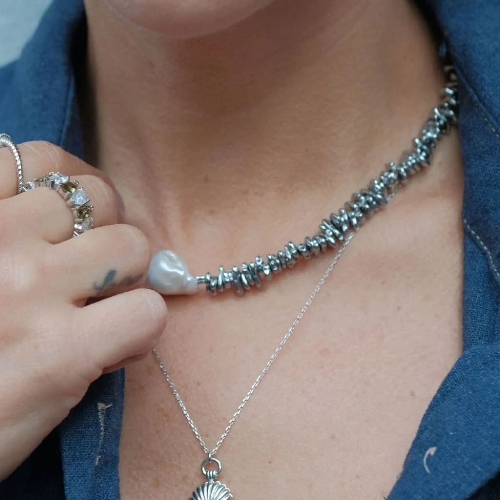 Halia Gray Hematite Necklace with Baroque Pearl - Image 4