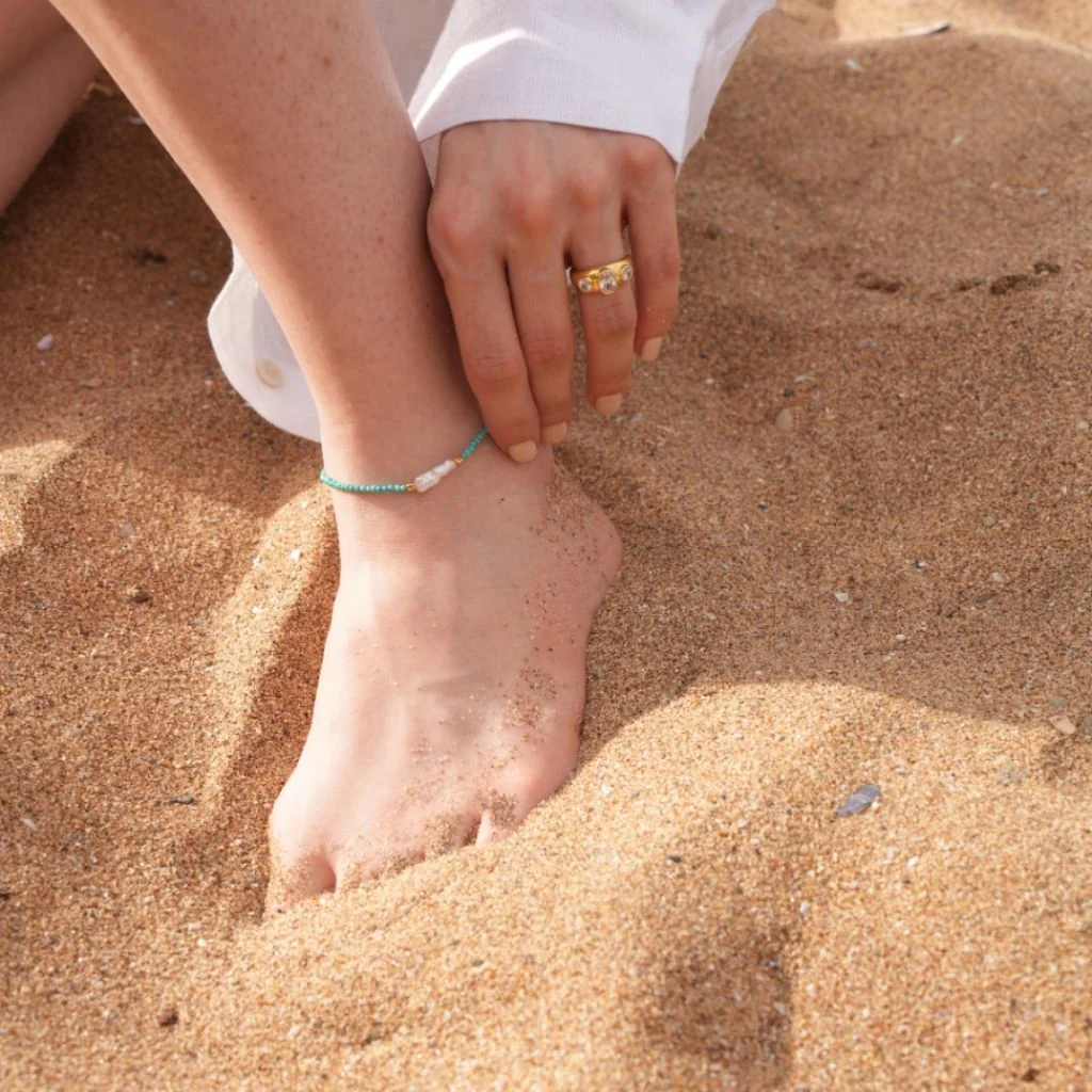Megy Turquoise Beaded Anklet with Pearl Detail - Image 2