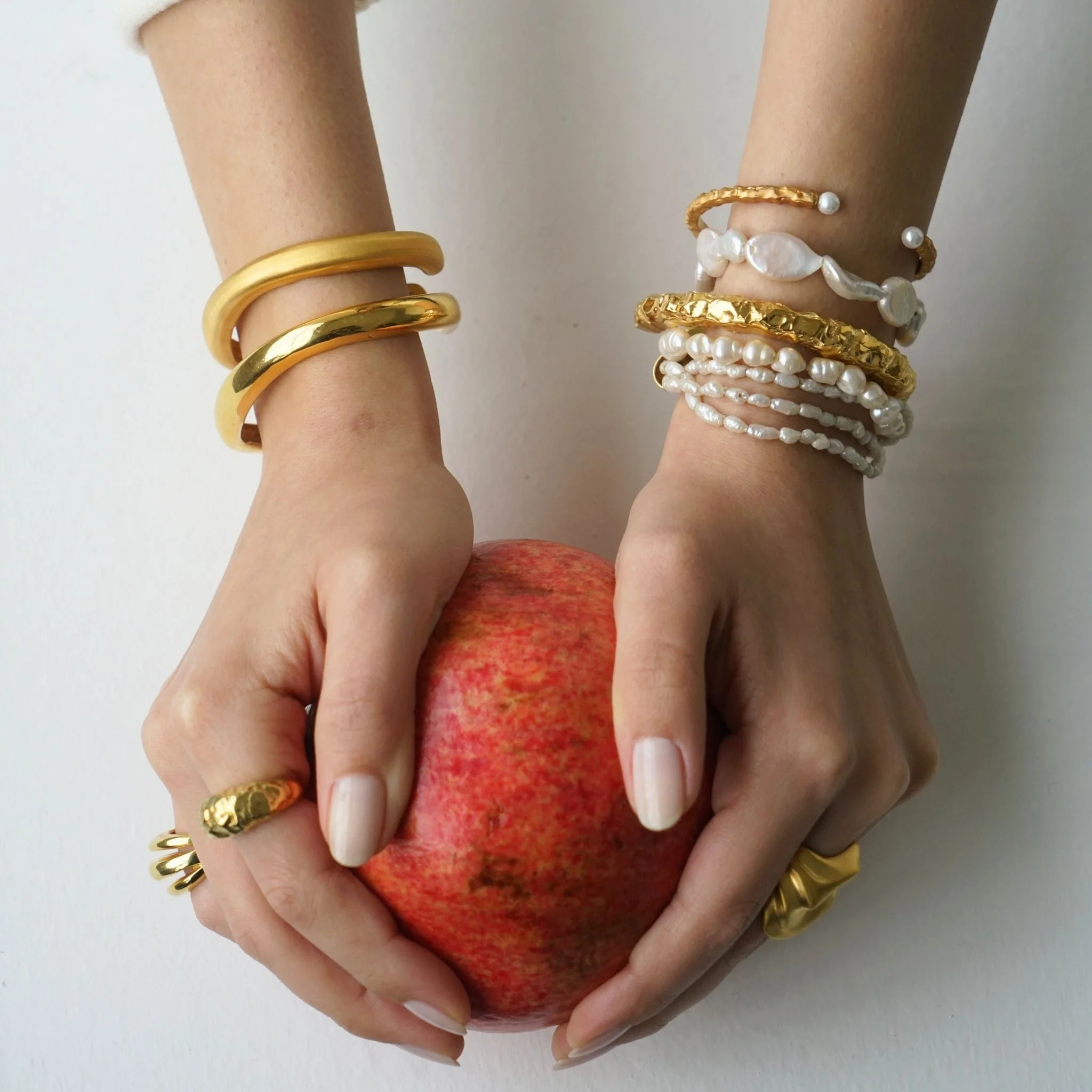 Thick Asymmetric Matte Gold Bracelet - Image 6