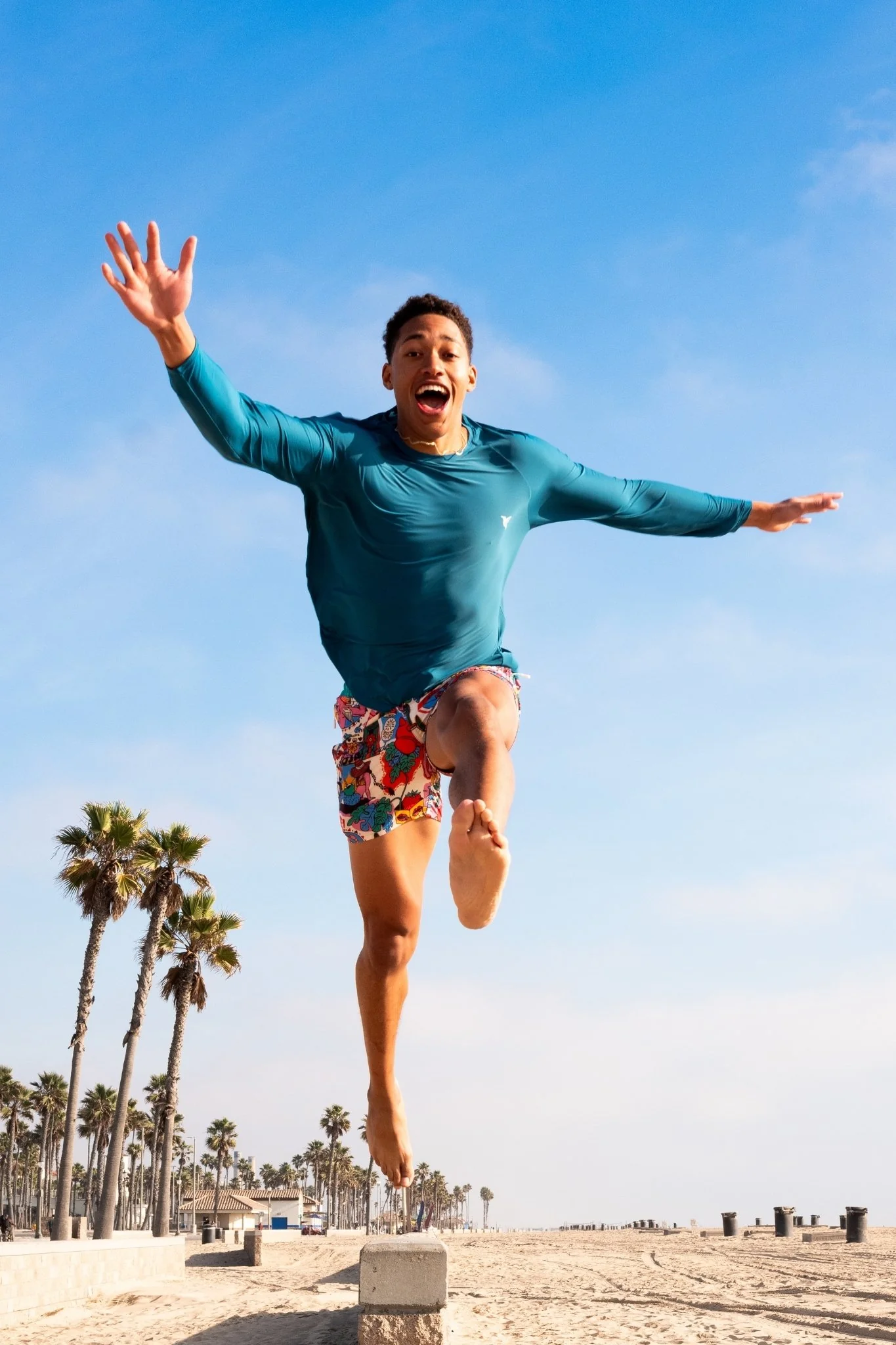 Deep Ocean Ultralight Long-Sleeve UPF Shirt With UV Protection - Image 7