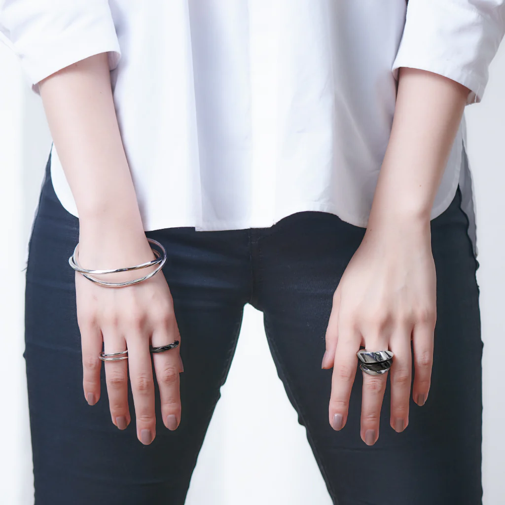 Infinity Symbol Motif Ring | Large - Image 4