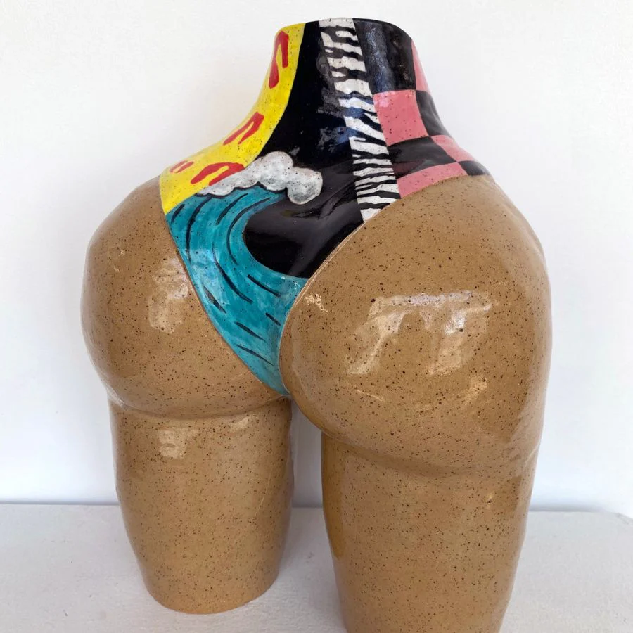 Wavey Booty Vase