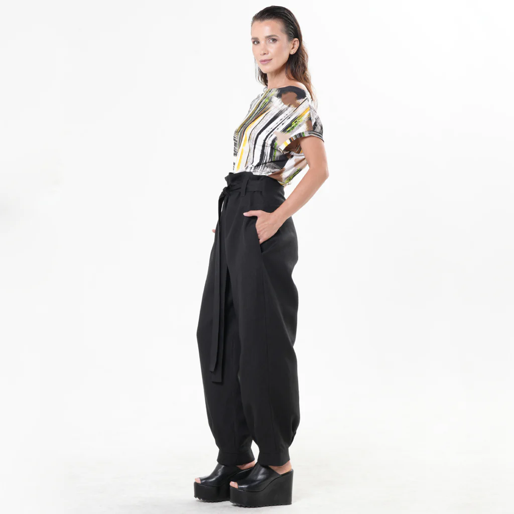 Black High-Waisted Linen Pants with Belt - Image 3