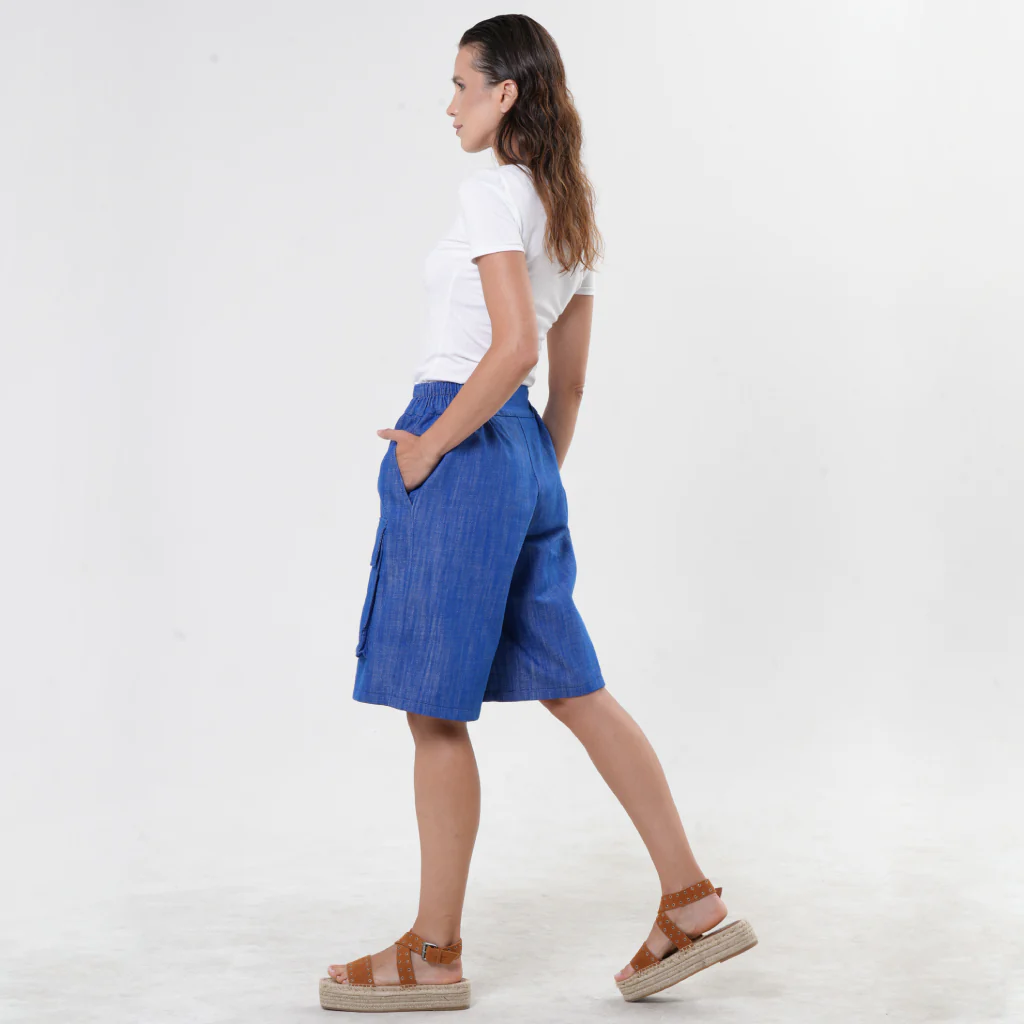 Blue Denim Cargo Shorts with Oversized Pockets - Image 4