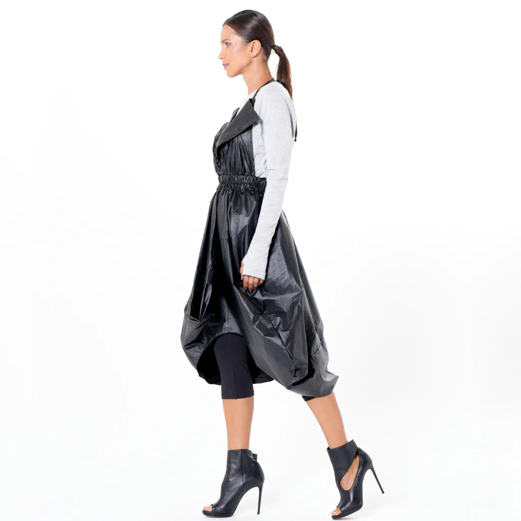 Draped Balloon Pinafore Dress In Black - Image 3