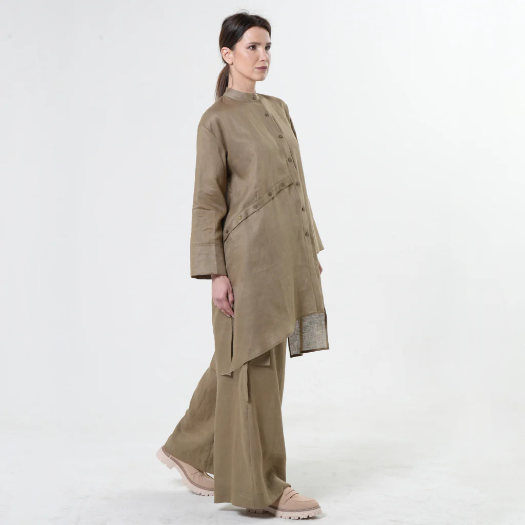 Long Linen Shirt in Khaki - Image 3