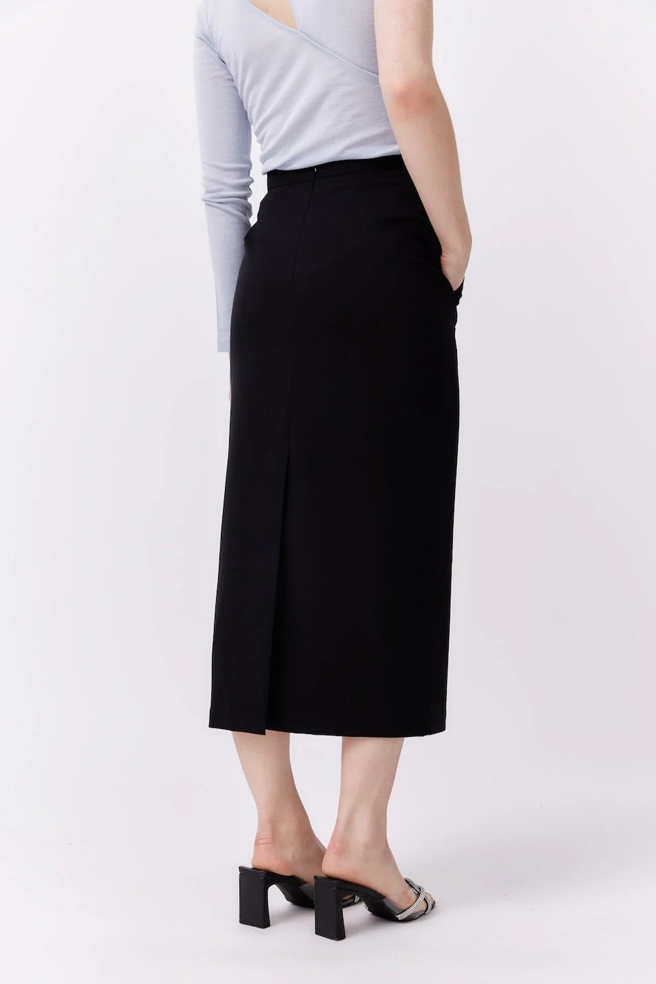 Column Skirt | Black - Image 5