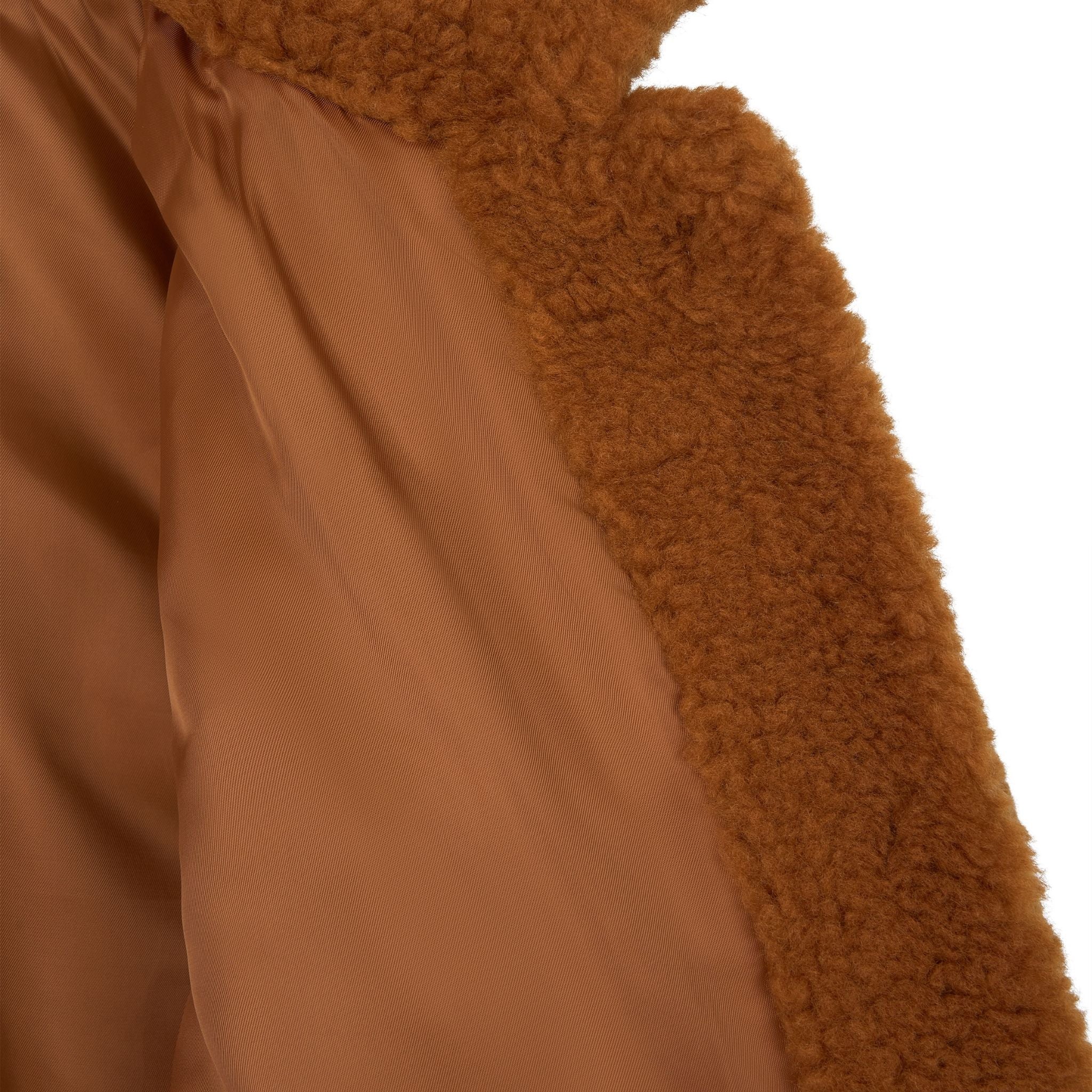 Ethereal Fur Jacket with Soft Fleece Fabric - Image 16