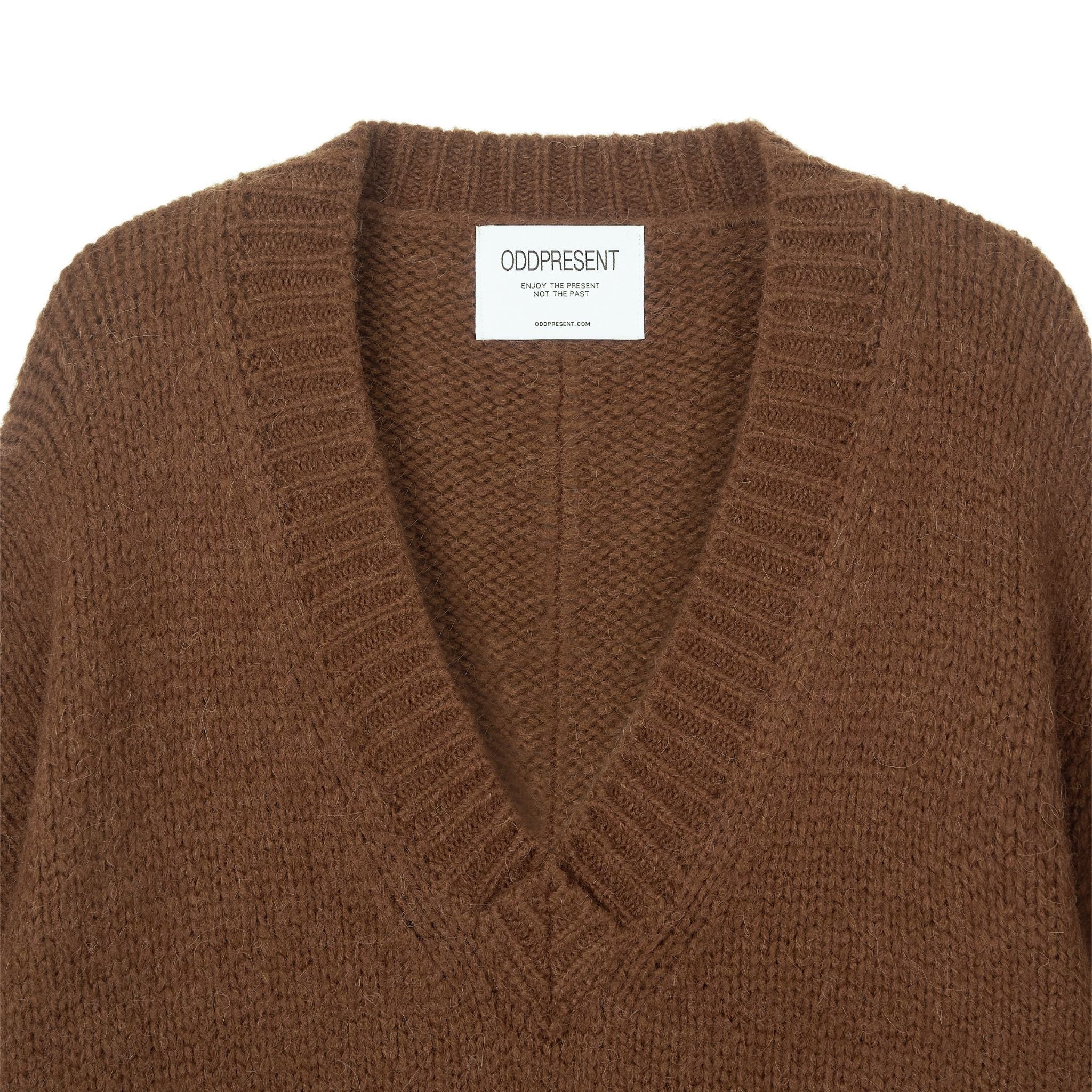 Halo Mohair Knit with V-neck and Long Sleeves - Image 10