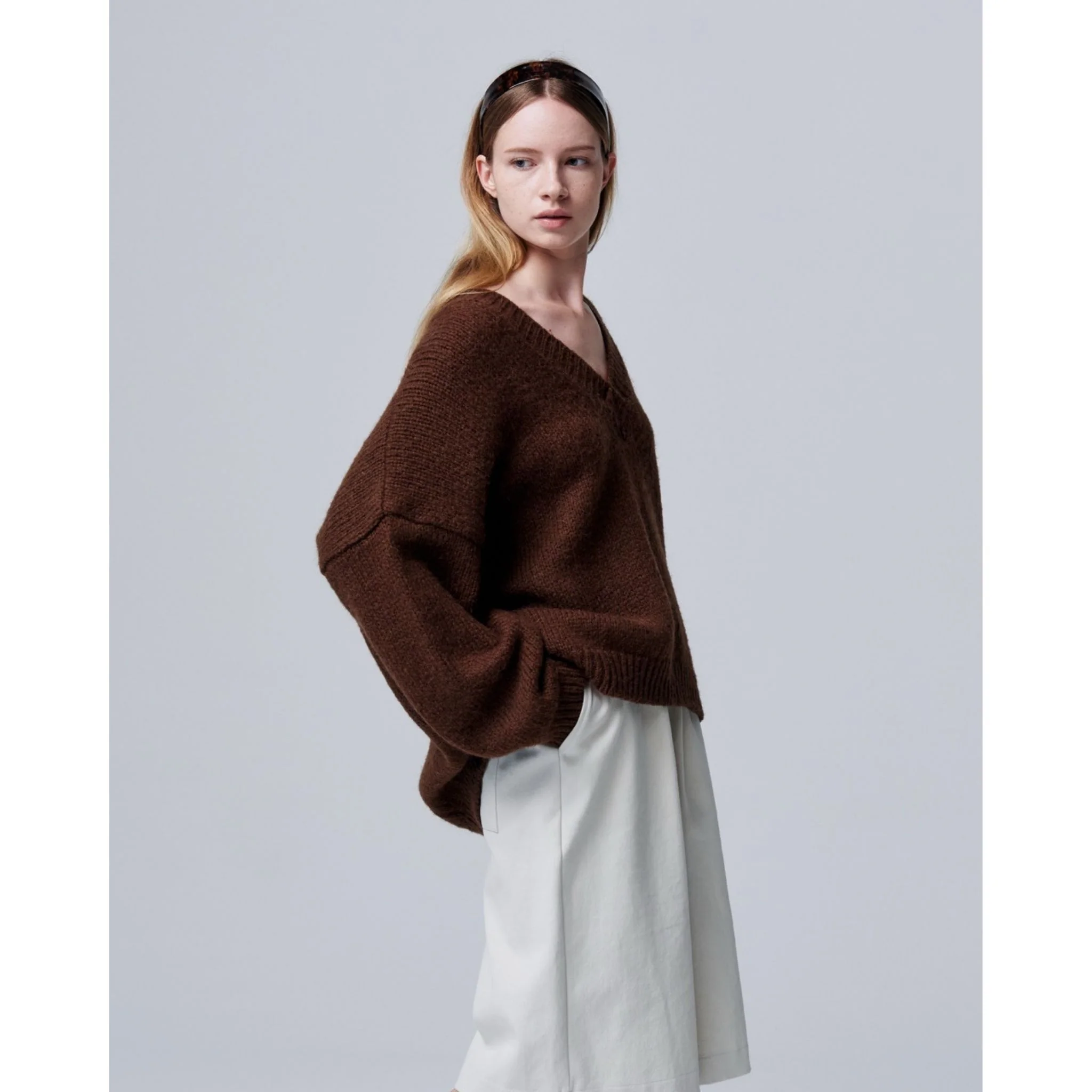 Halo Mohair Knit with V-neck and Long Sleeves - Image 6