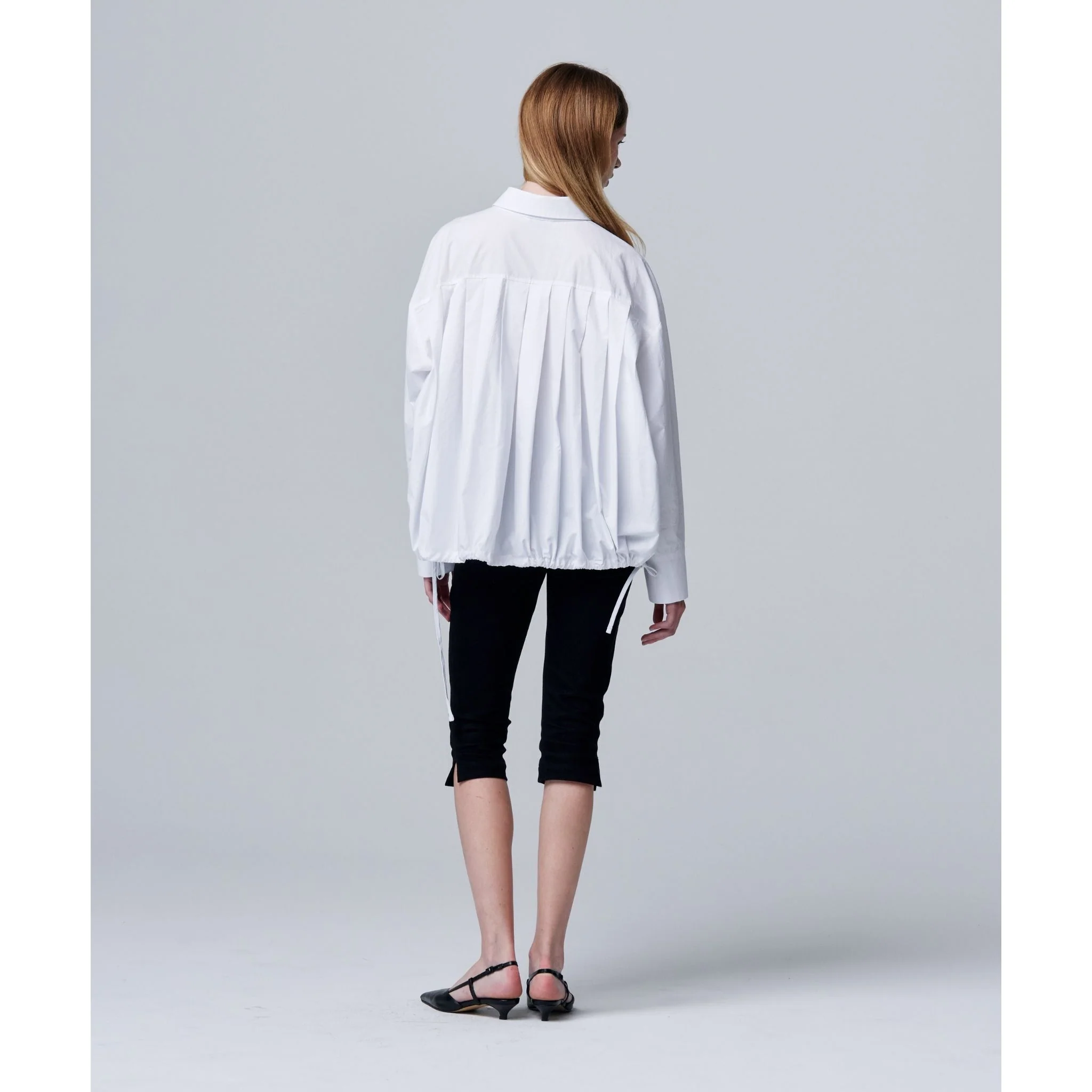 Origami Shirt with Back Pleat and Adjustable Hem - Image 11