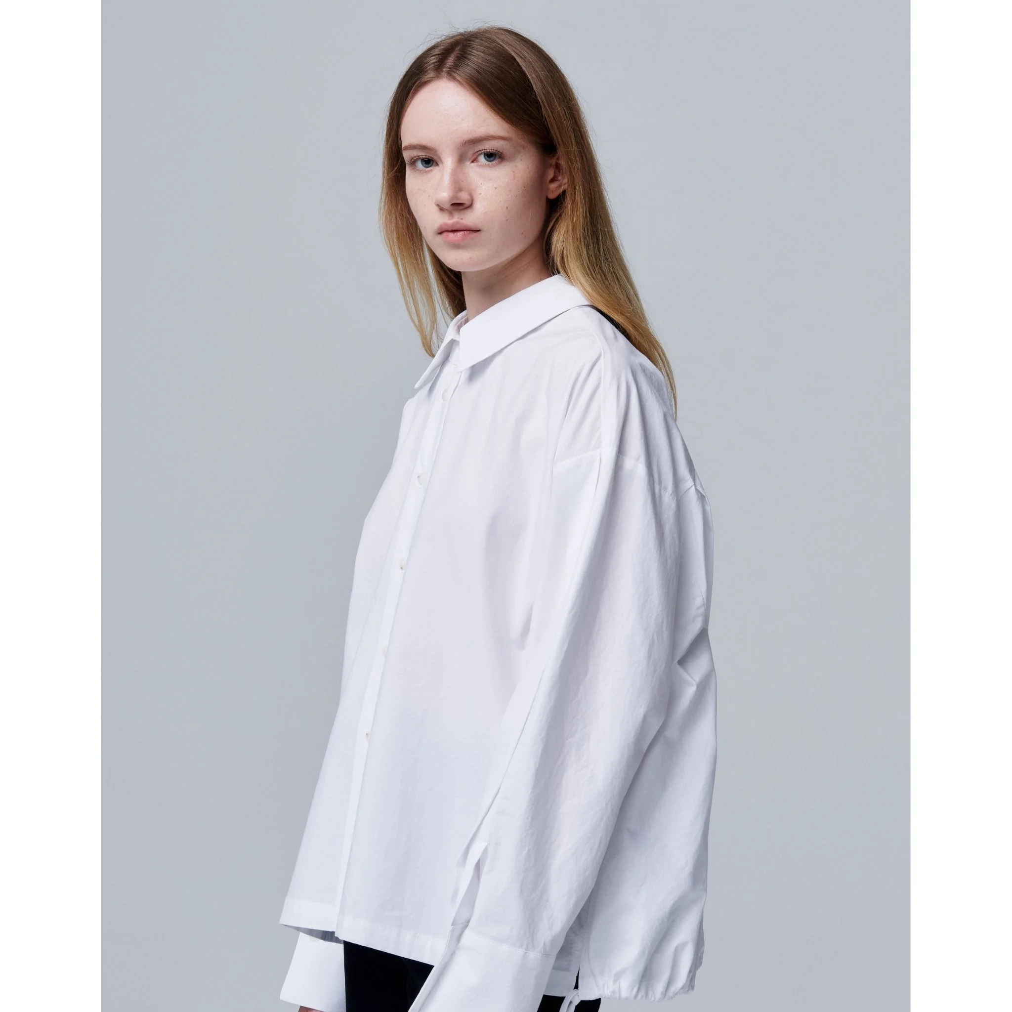 Origami Shirt with Back Pleat and Adjustable Hem - Image 3