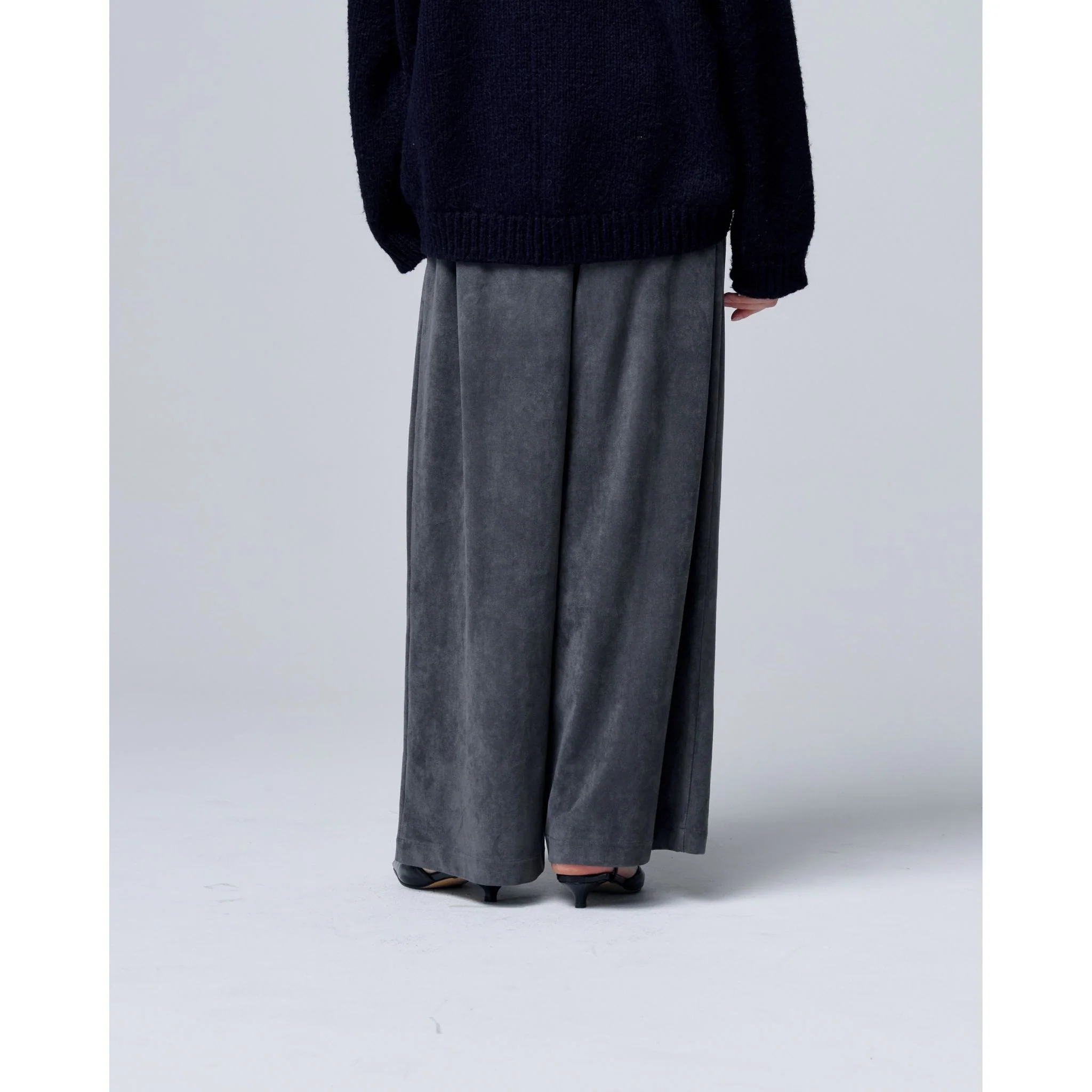 Velour Suede Pants with Elastic Waistband - Image 8