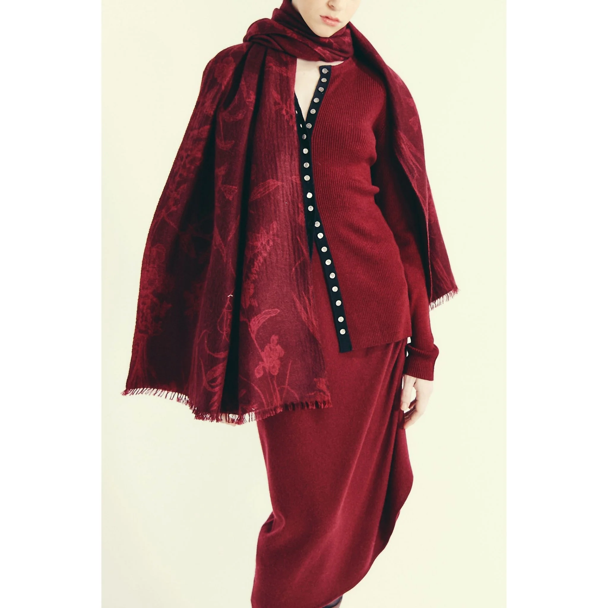Modern Flower Printed Woven Cashmere Scarf - Image 3