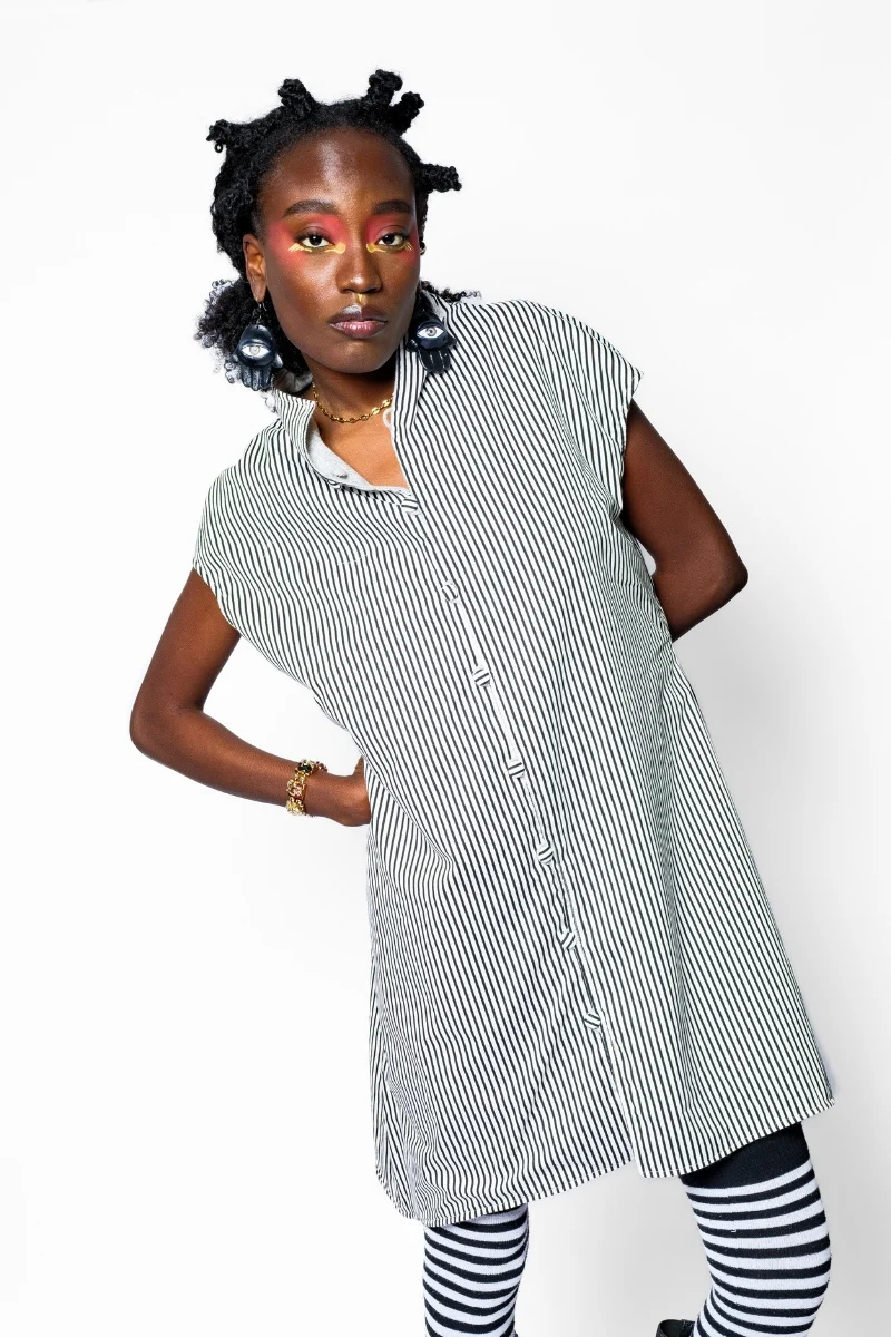 Reversible Grey Wool Vest with Striped Cotton Back - Image 9