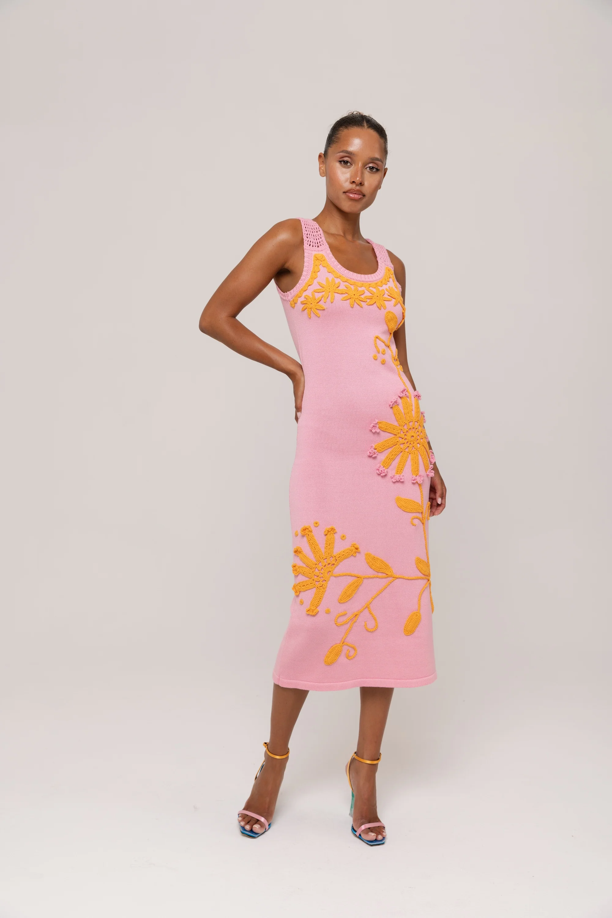 Pink Knit Midi Dress with Golden Handmade Floral Embroidery - Image 9